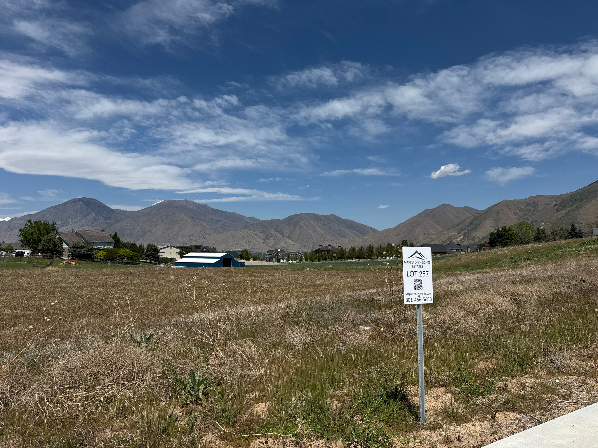 Exclusive one acre estate lot with mountain and valley views. This location offers easy access to the Mapleton Parkway Trail, parks and open space and local amenities. Ready to build your custom home. Taxes have not been assessed.