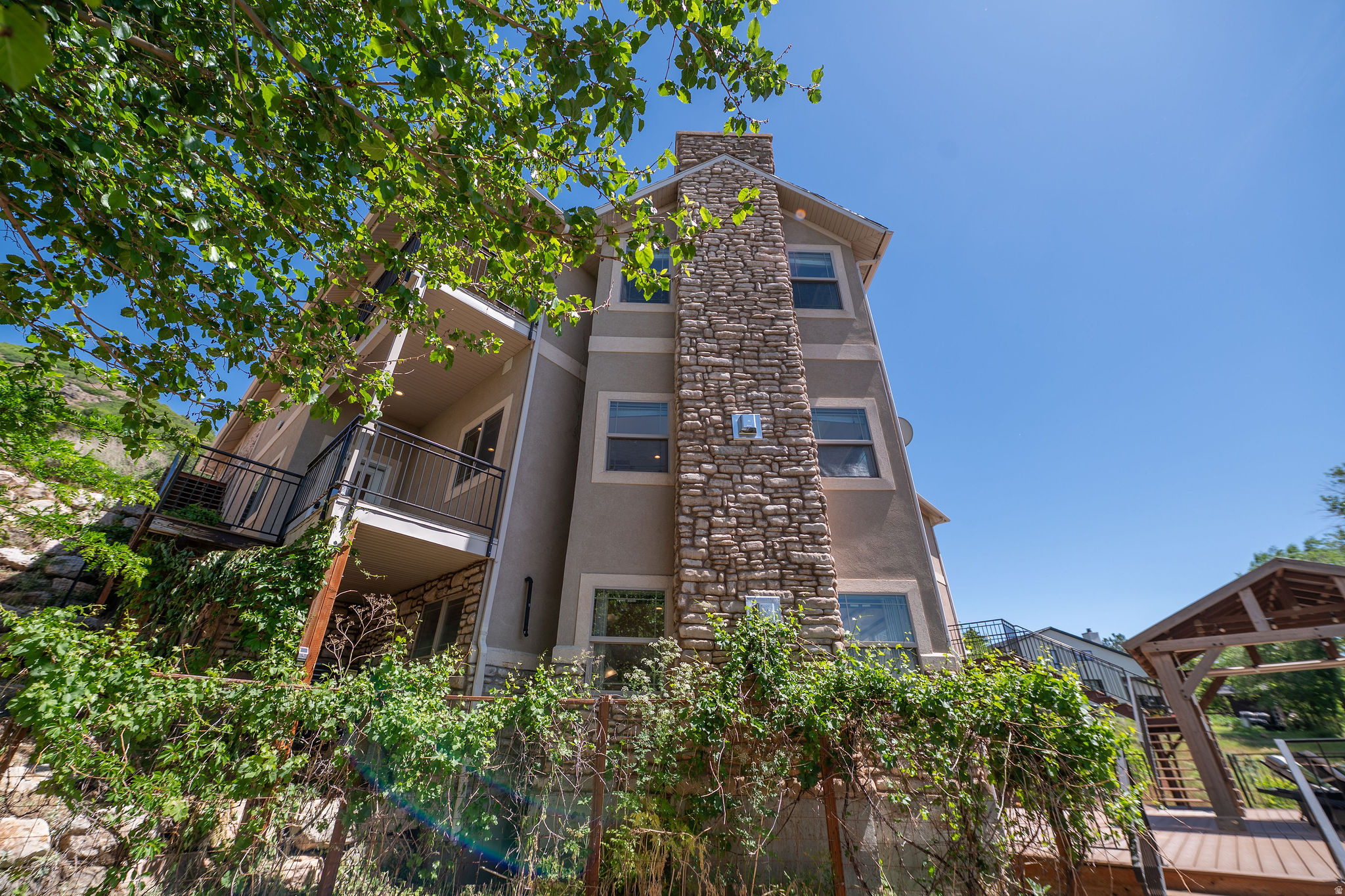 BEUS HILLS - Residential