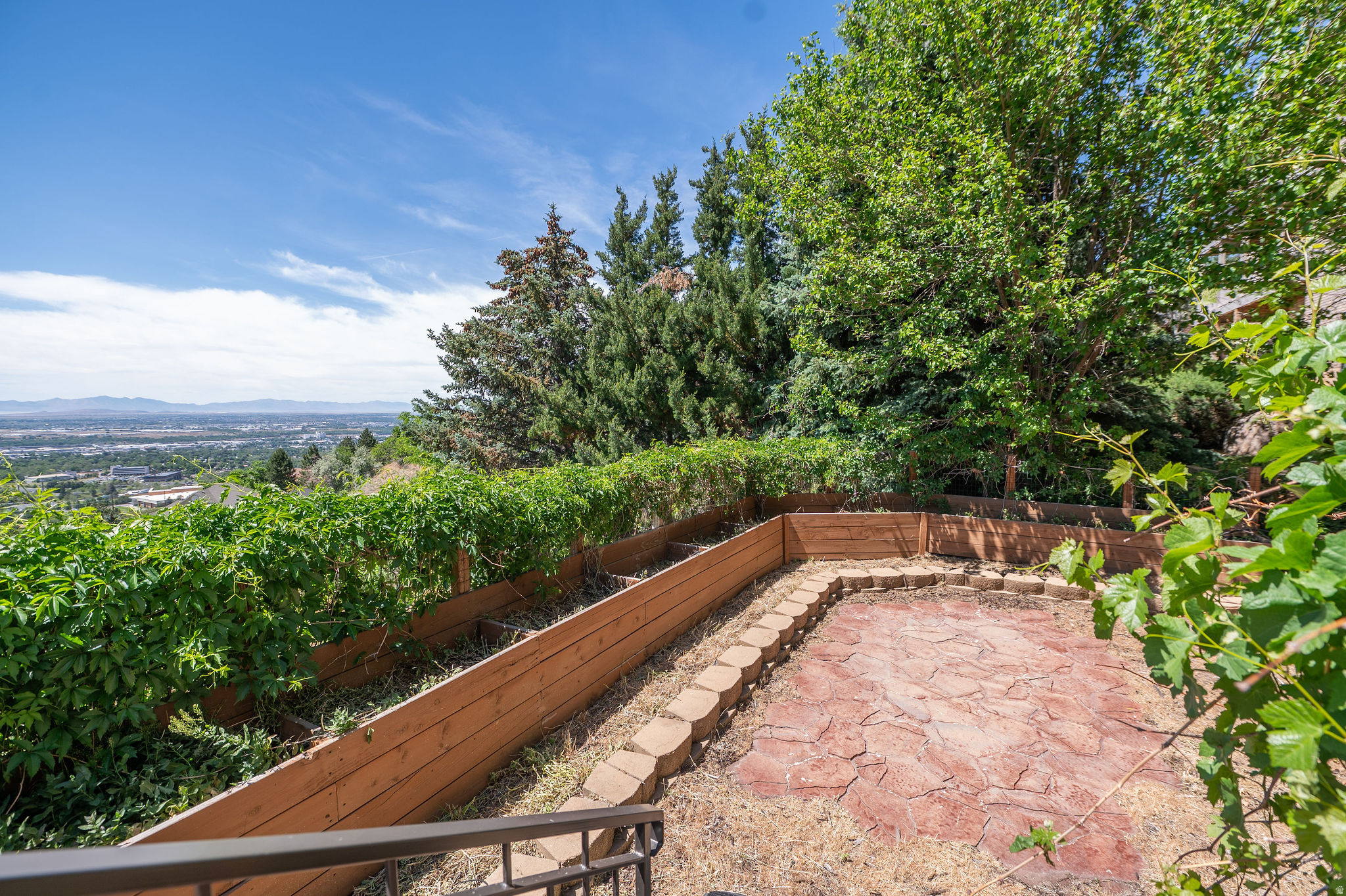 BEUS HILLS - Residential