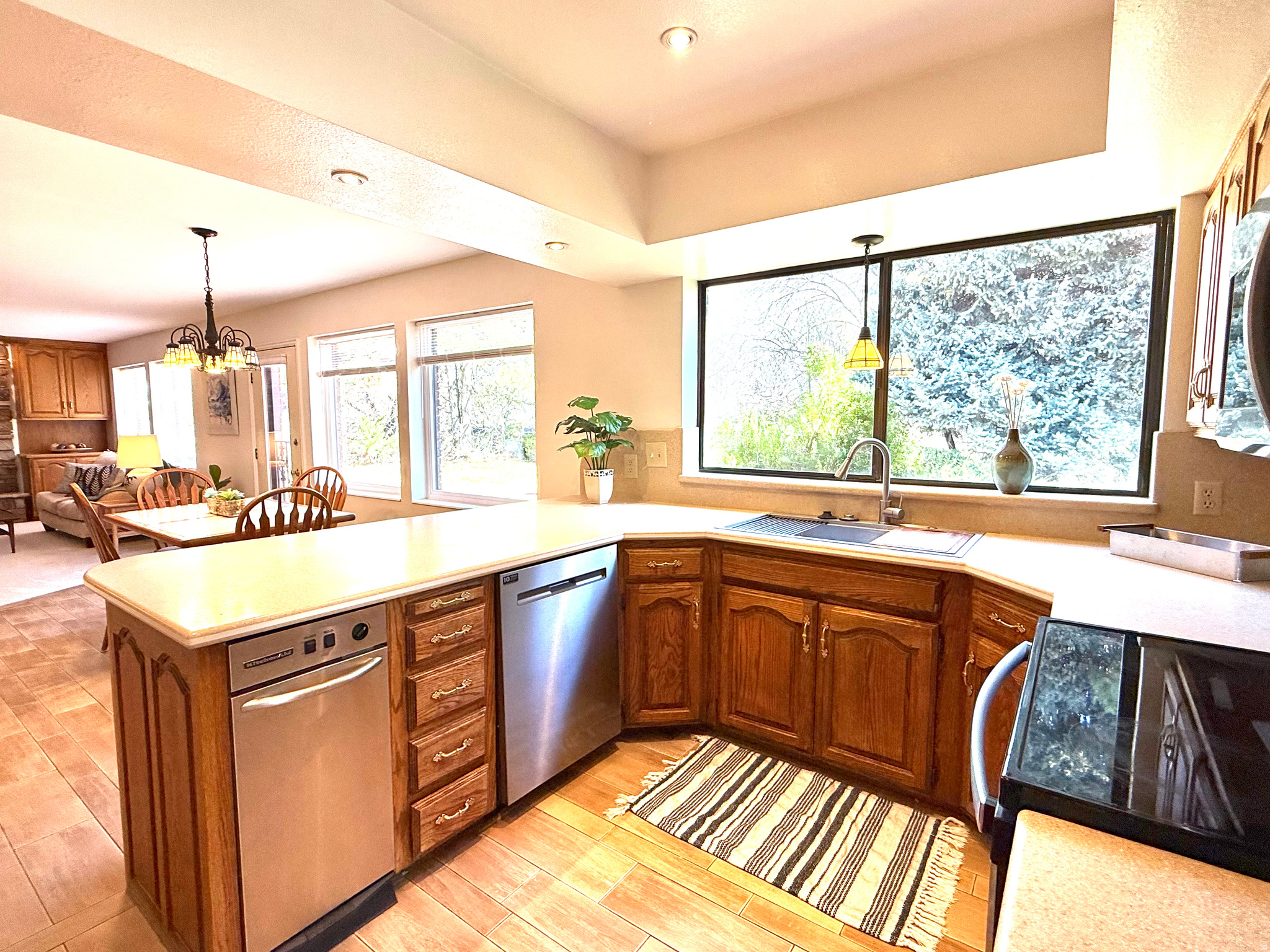 SHERWOOD HILLS - Residential