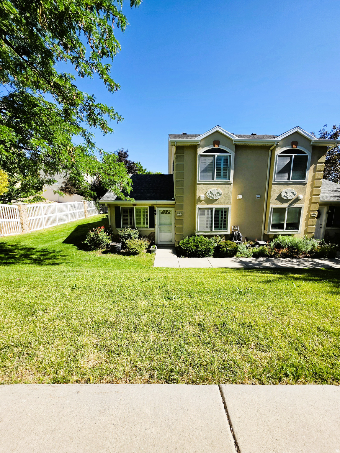 TUSCANY TOWNHOMES PHASE 3 CONDOMINIUMS - Residential