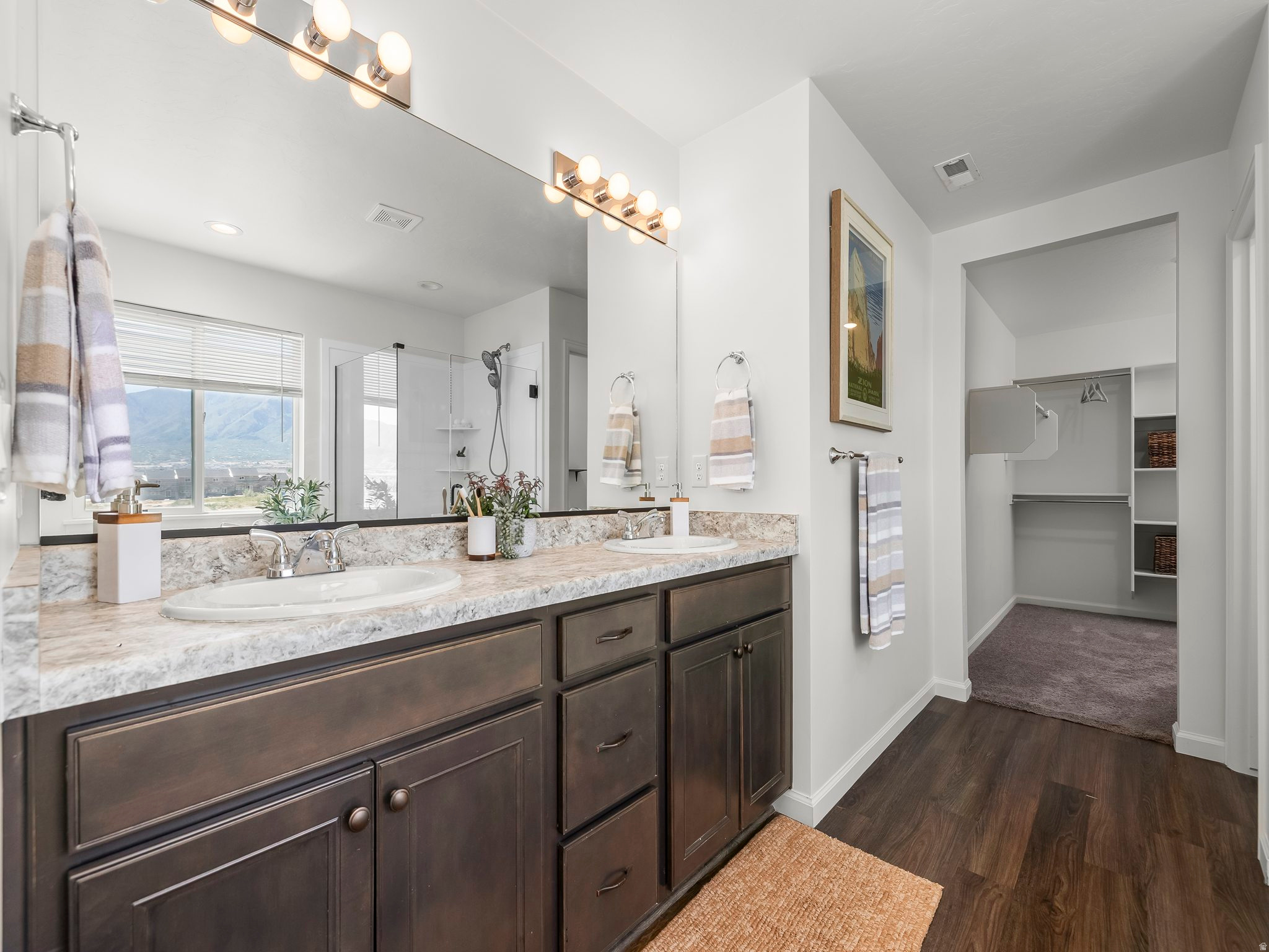 SALEM PARK - Residential