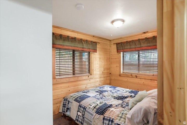 TIMBER LAKES - Residential