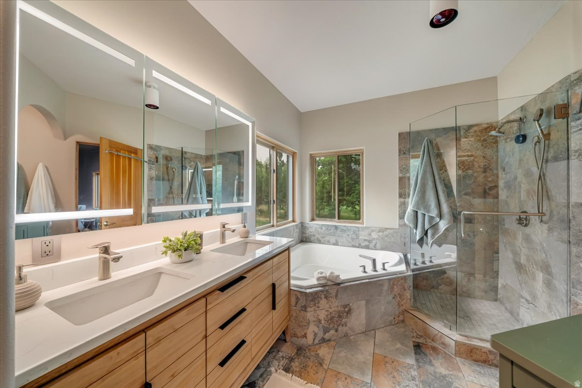 DANIELS RANCH - Residential