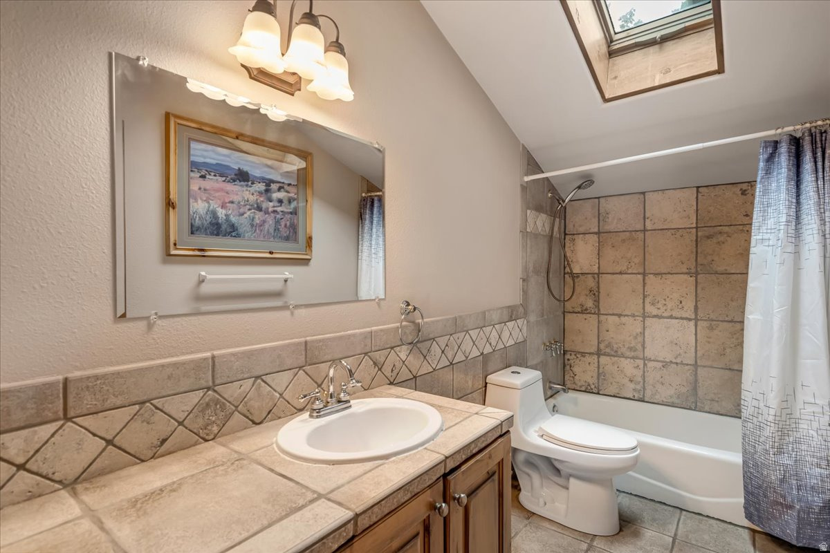 DANIELS RANCH - Residential