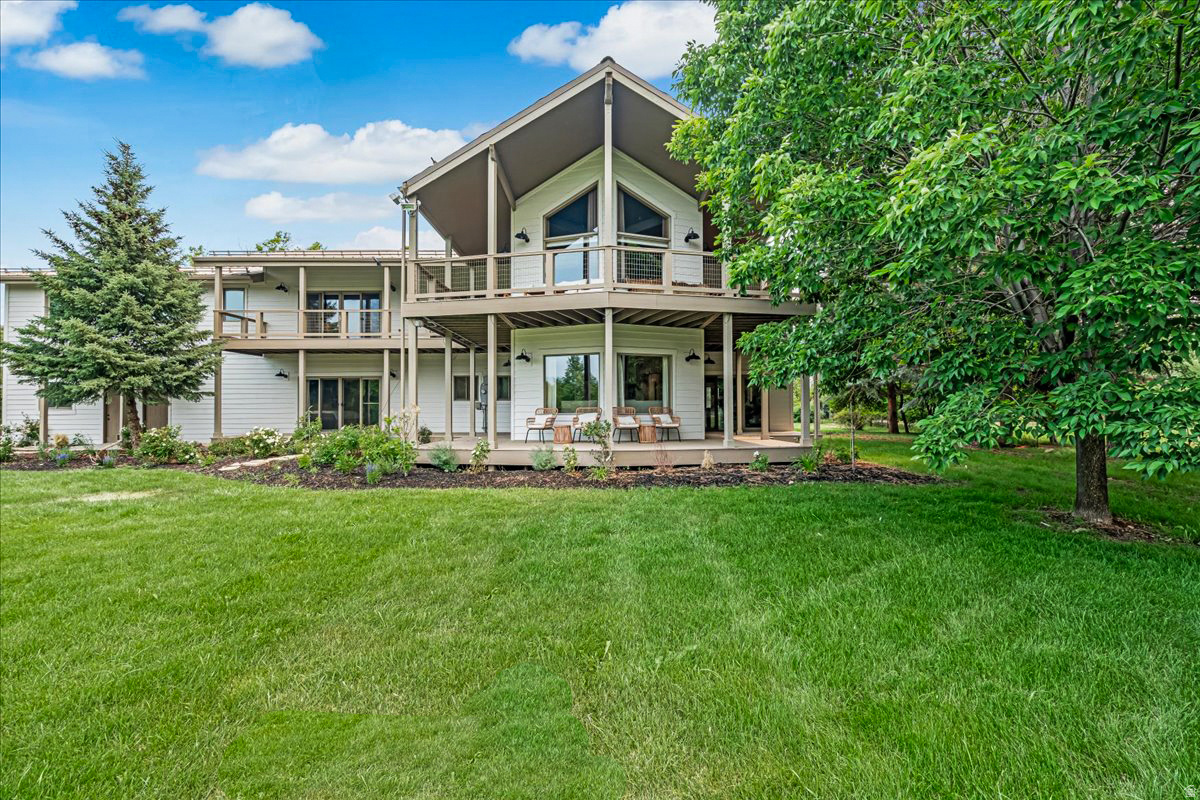 DANIELS RANCH - Residential