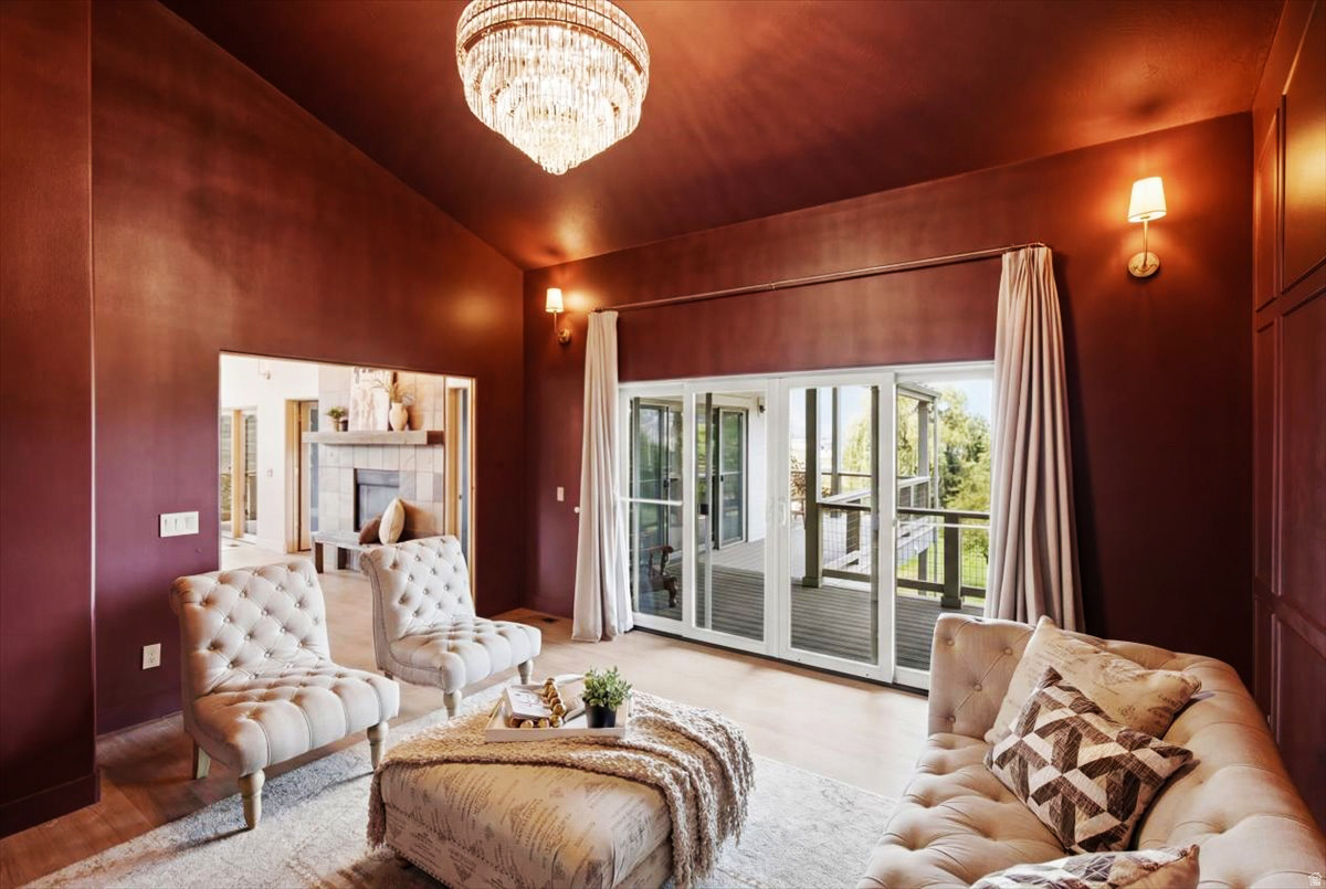 DANIELS RANCH - Residential