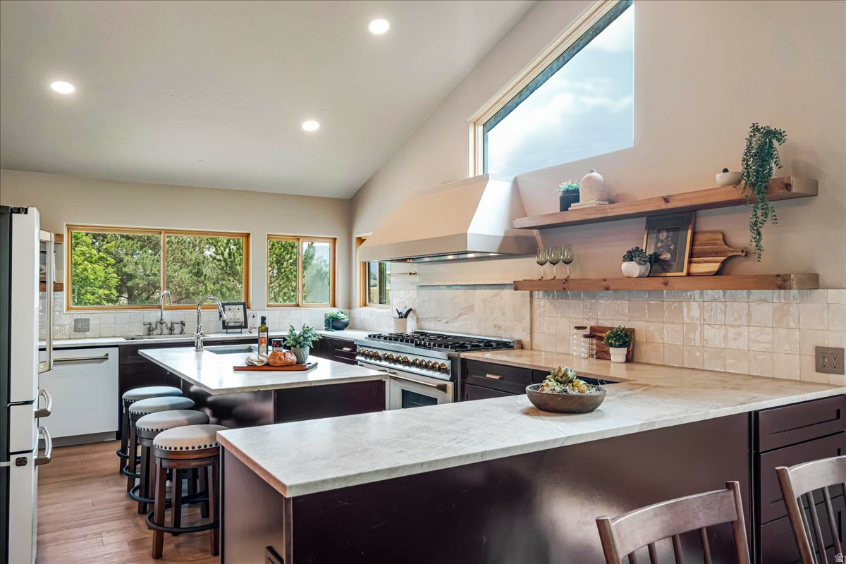 DANIELS RANCH - Residential