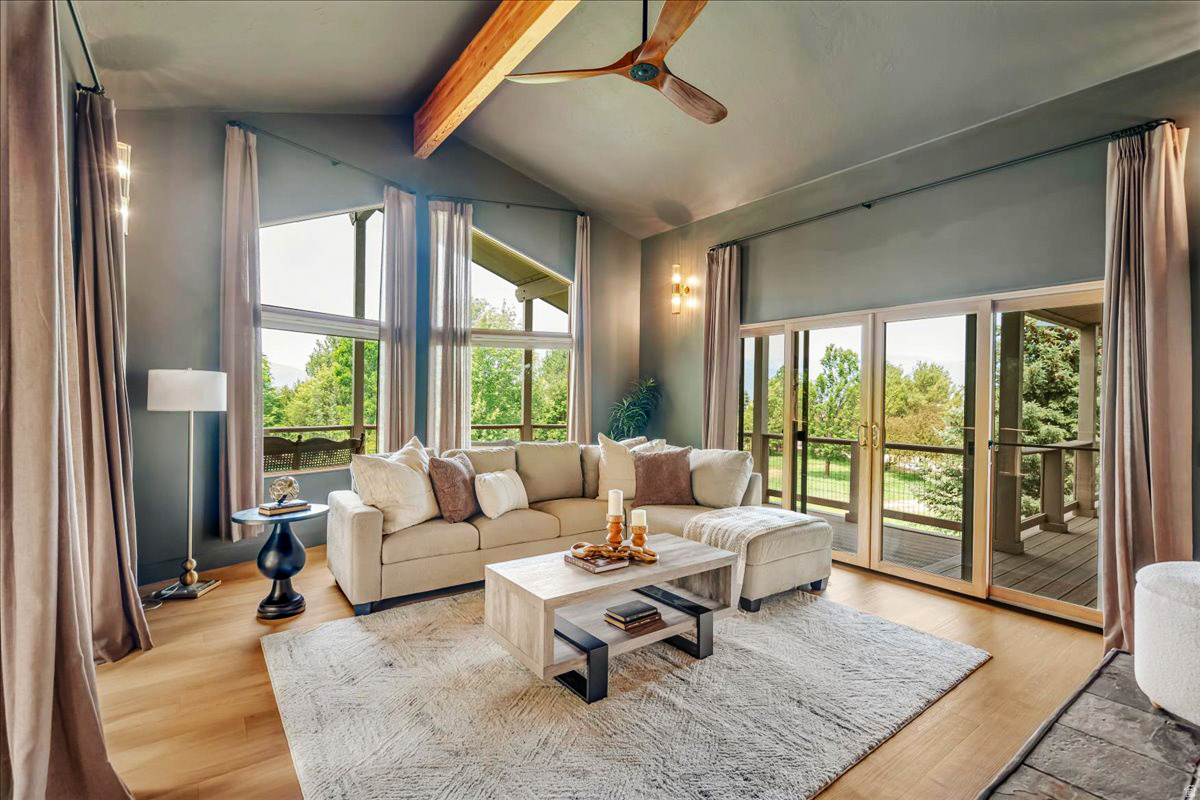 DANIELS RANCH - Residential