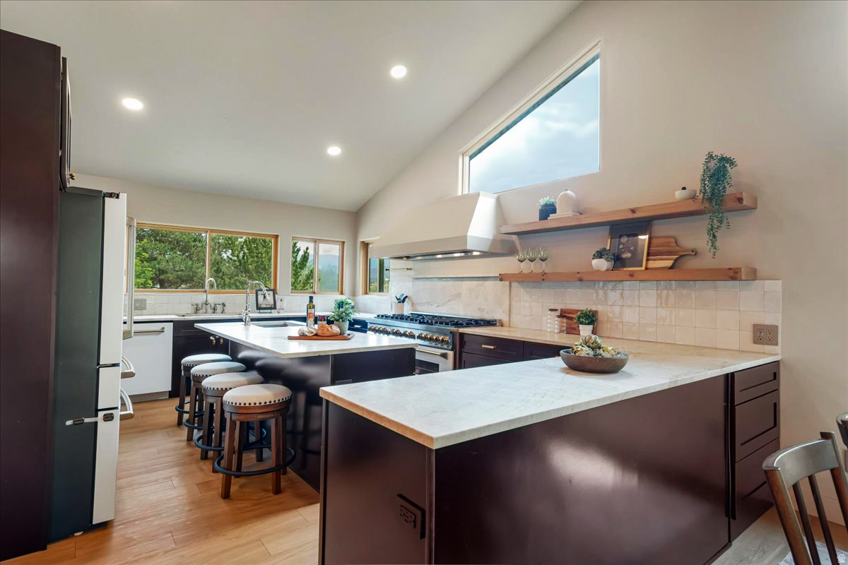 DANIELS RANCH - Residential