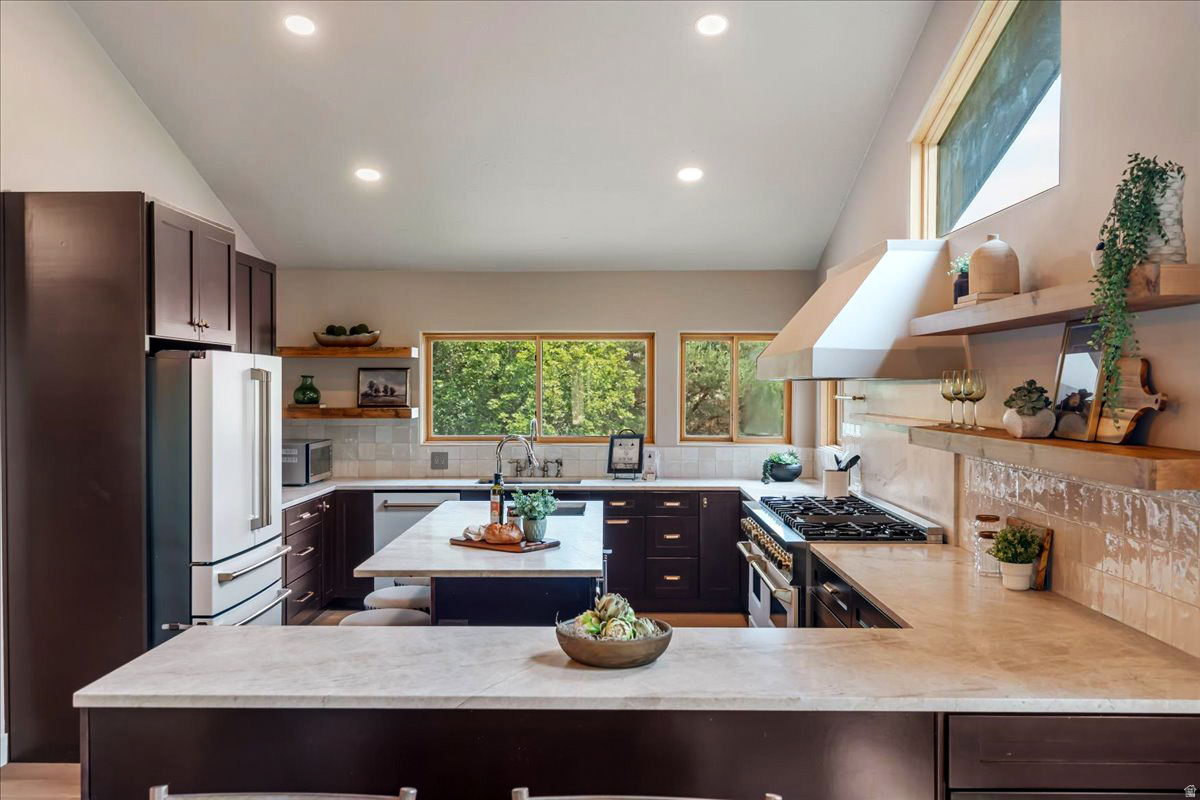DANIELS RANCH - Residential