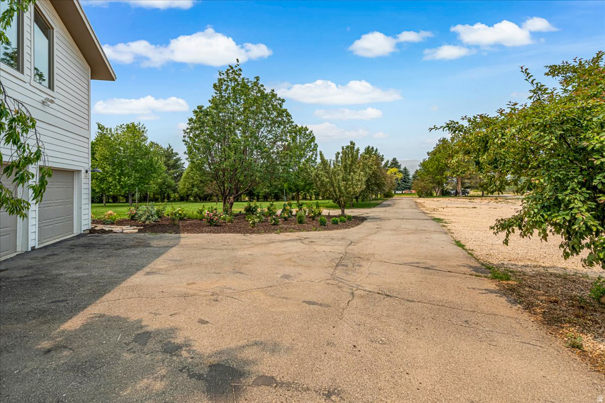 DANIELS RANCH - Residential