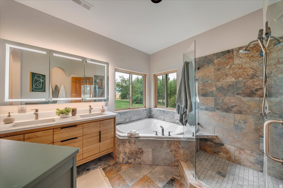DANIELS RANCH - Residential