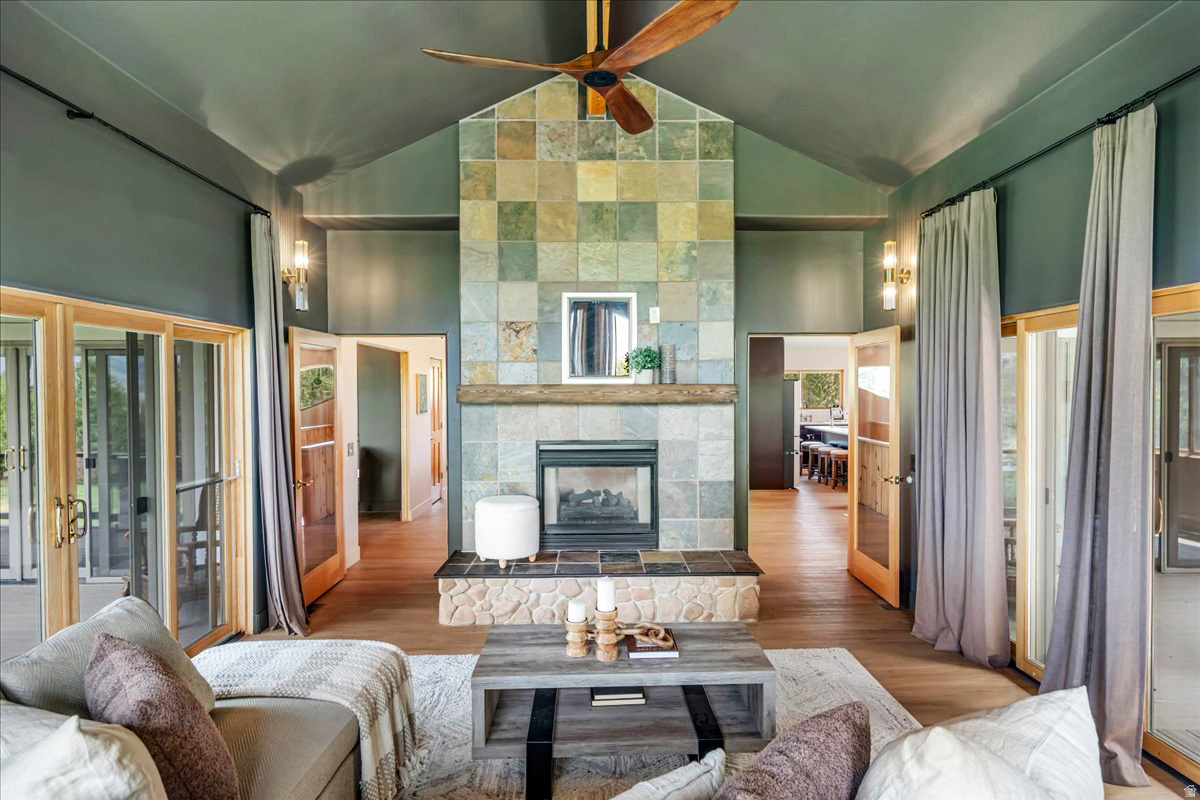 DANIELS RANCH - Residential