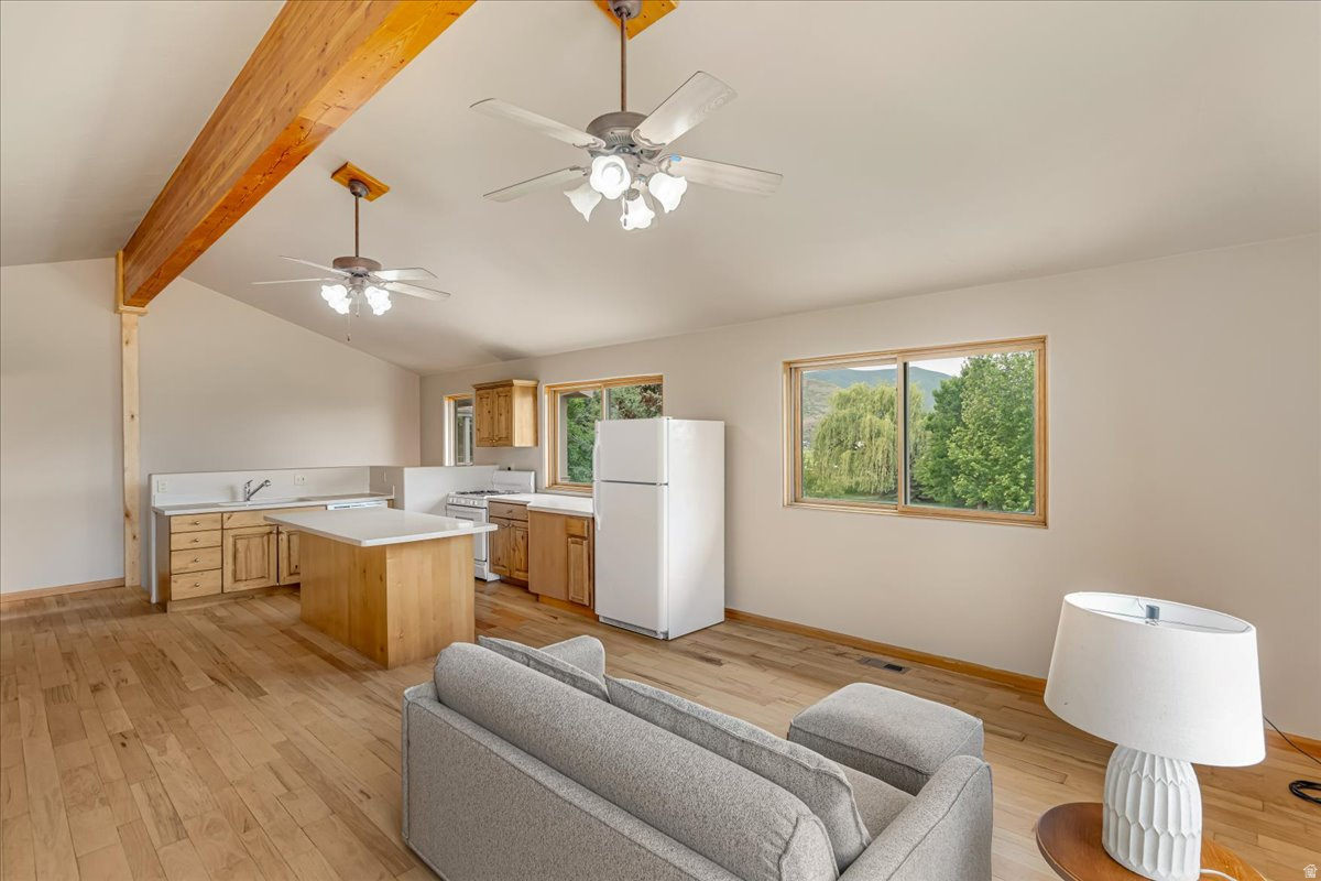 DANIELS RANCH - Residential