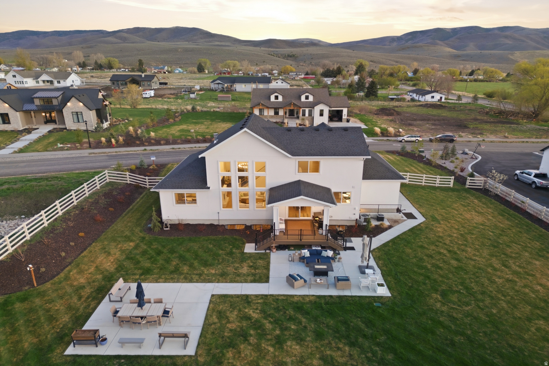 CENTER CREEK MEADOWS - Residential
