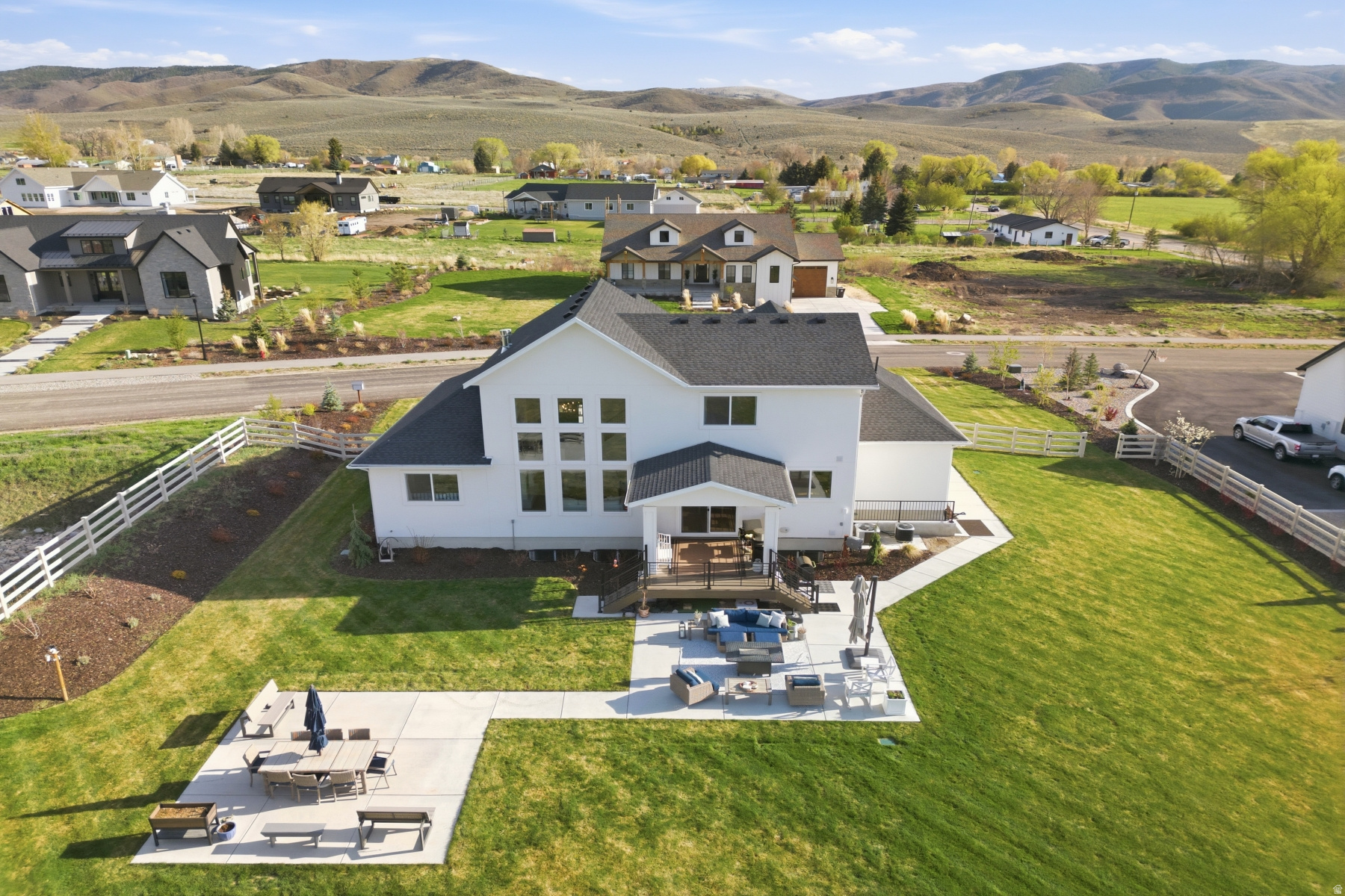 CENTER CREEK MEADOWS - Residential