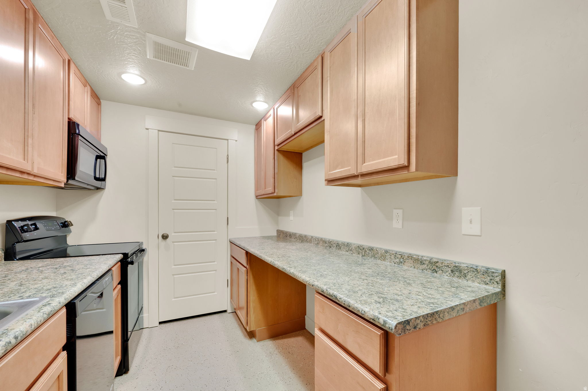 HILLSDALE HEIGHTS - Residential