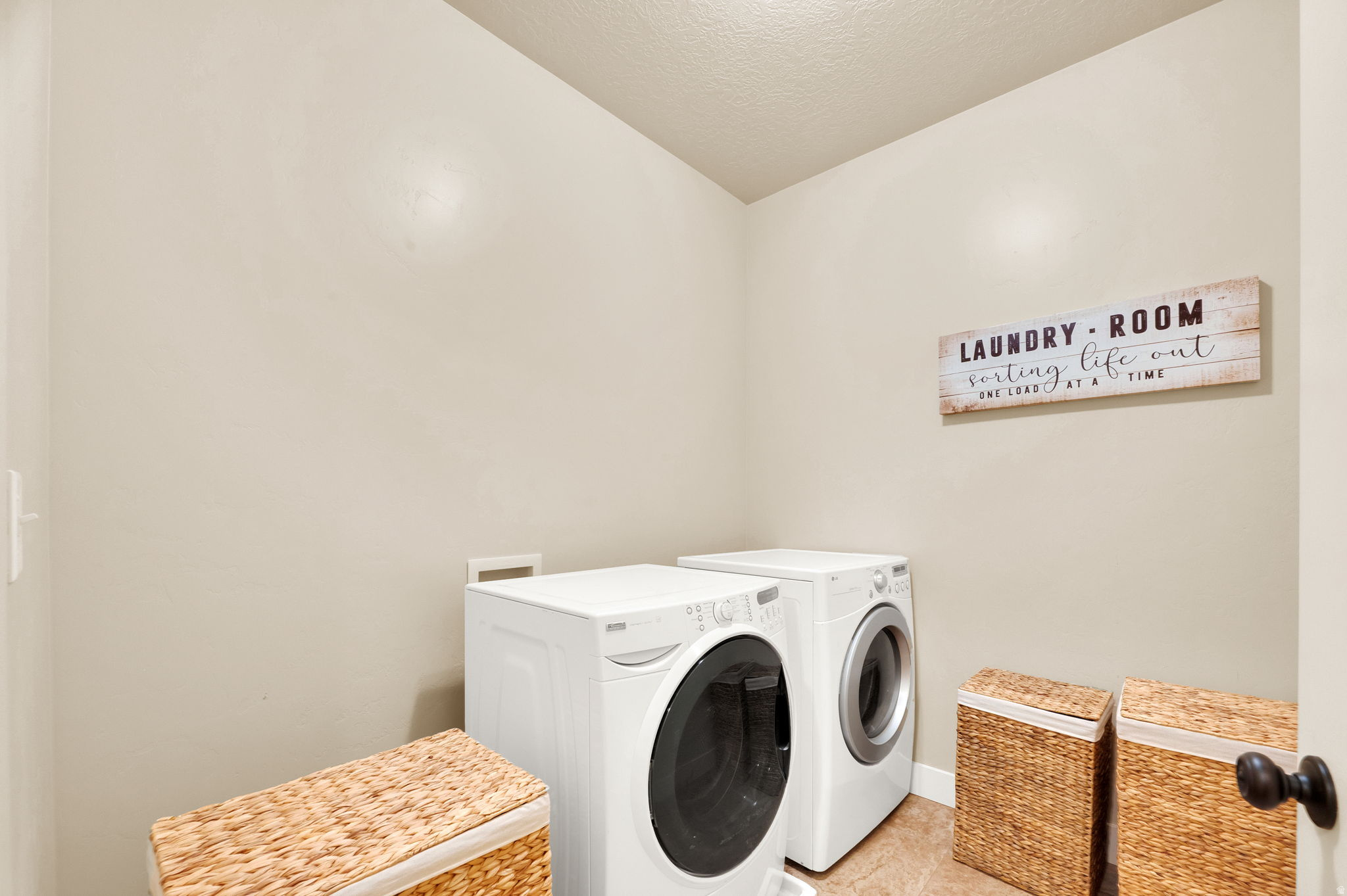 HILLSDALE HEIGHTS - Residential