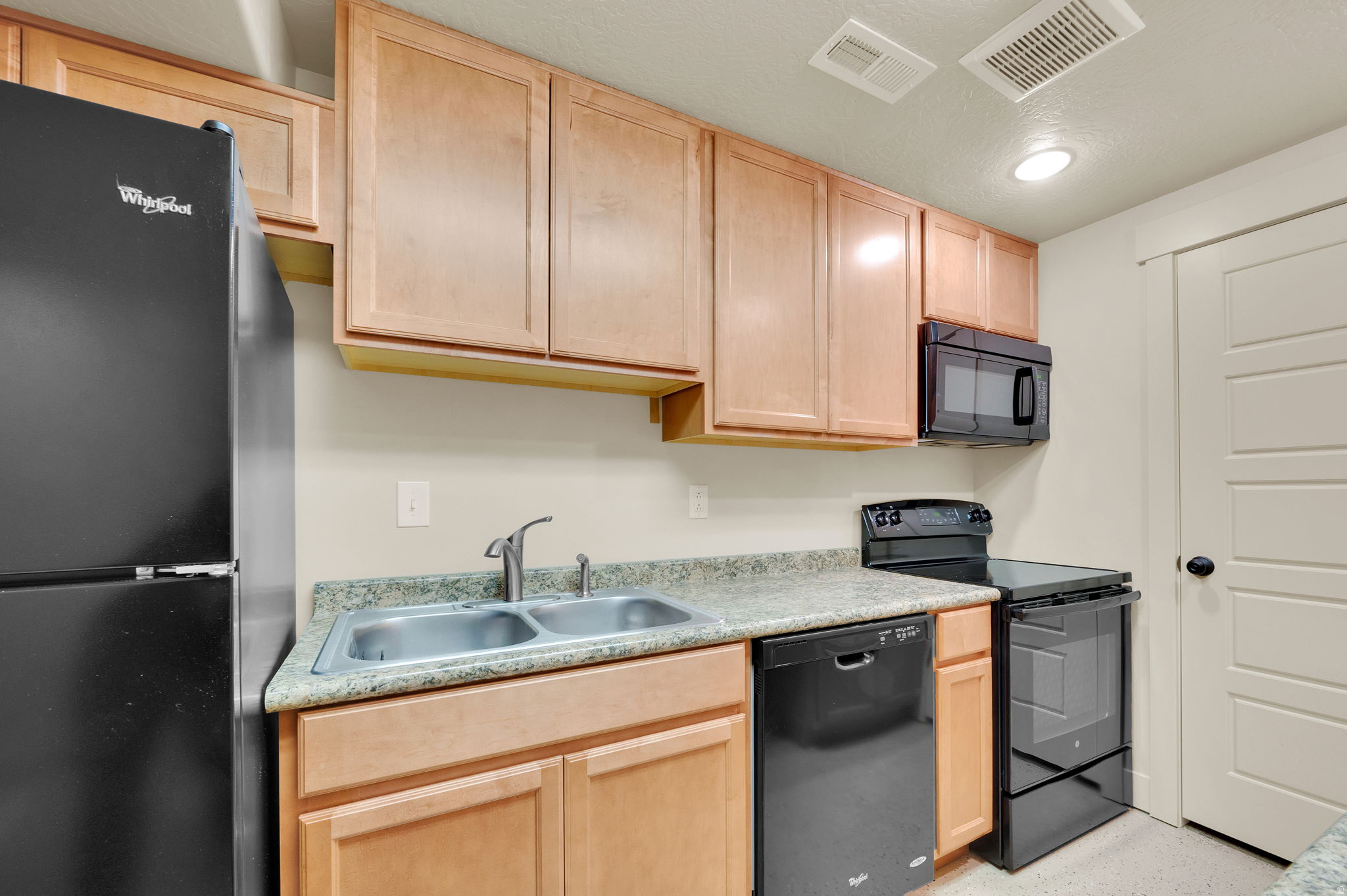 HILLSDALE HEIGHTS - Residential