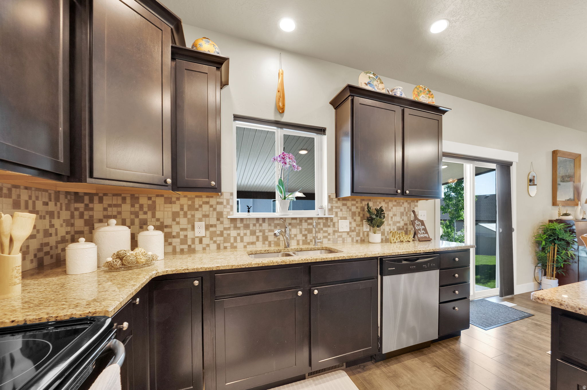 HILLSDALE HEIGHTS - Residential