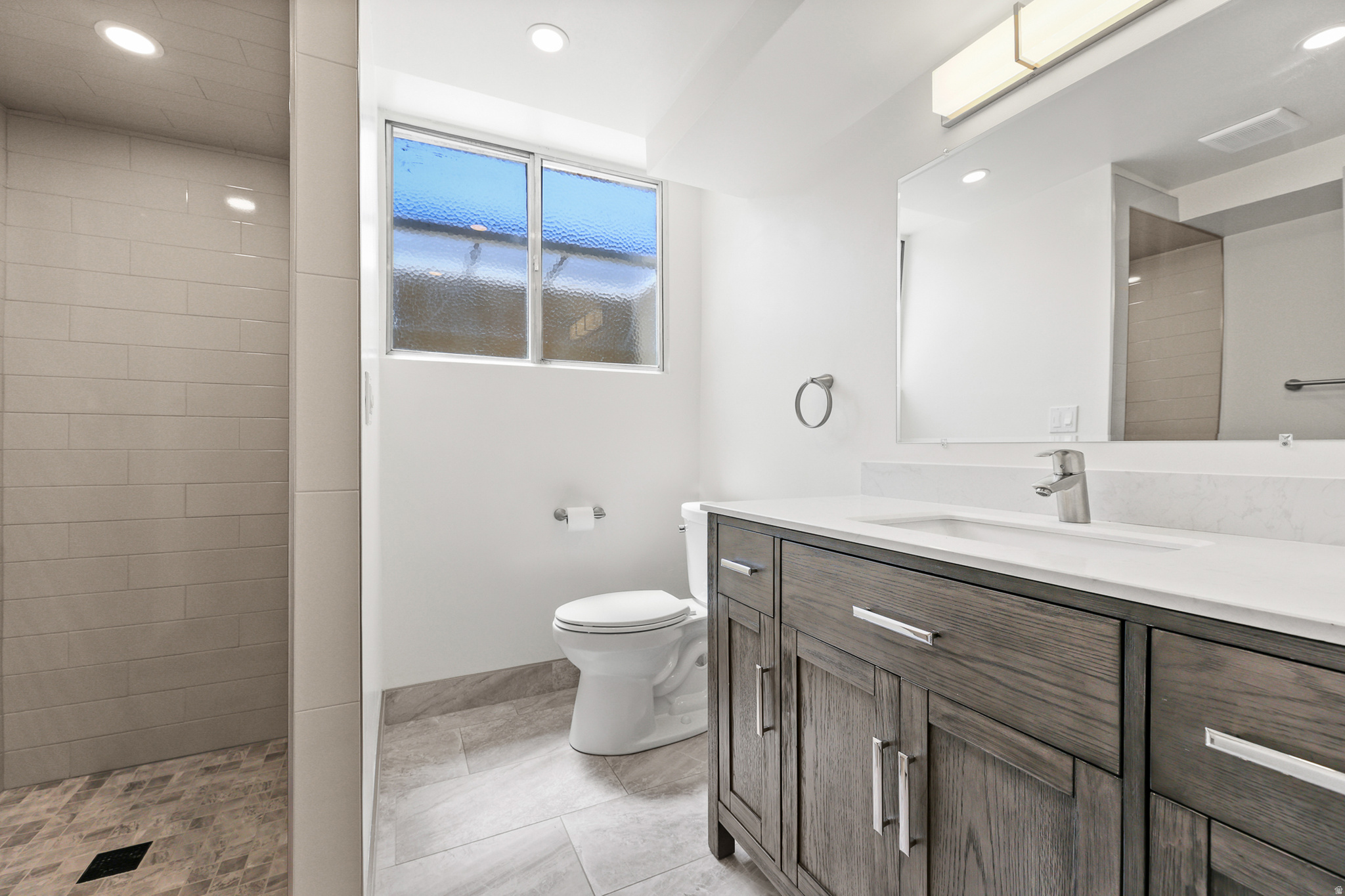 BLUE RIBBON ACRES - Residential