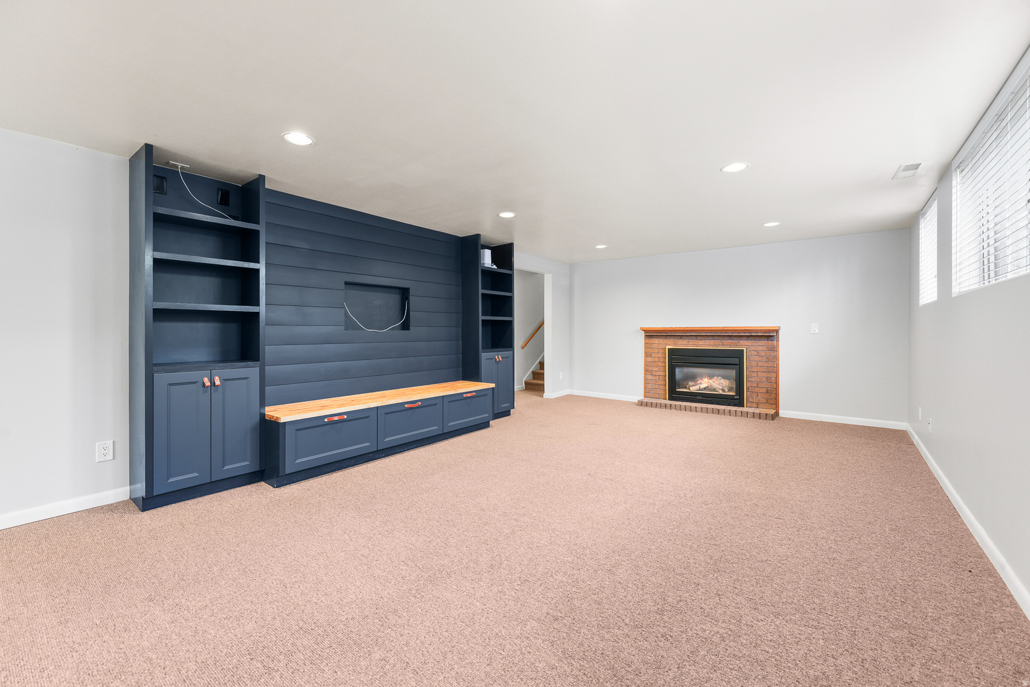 BLUE RIBBON ACRES - Residential