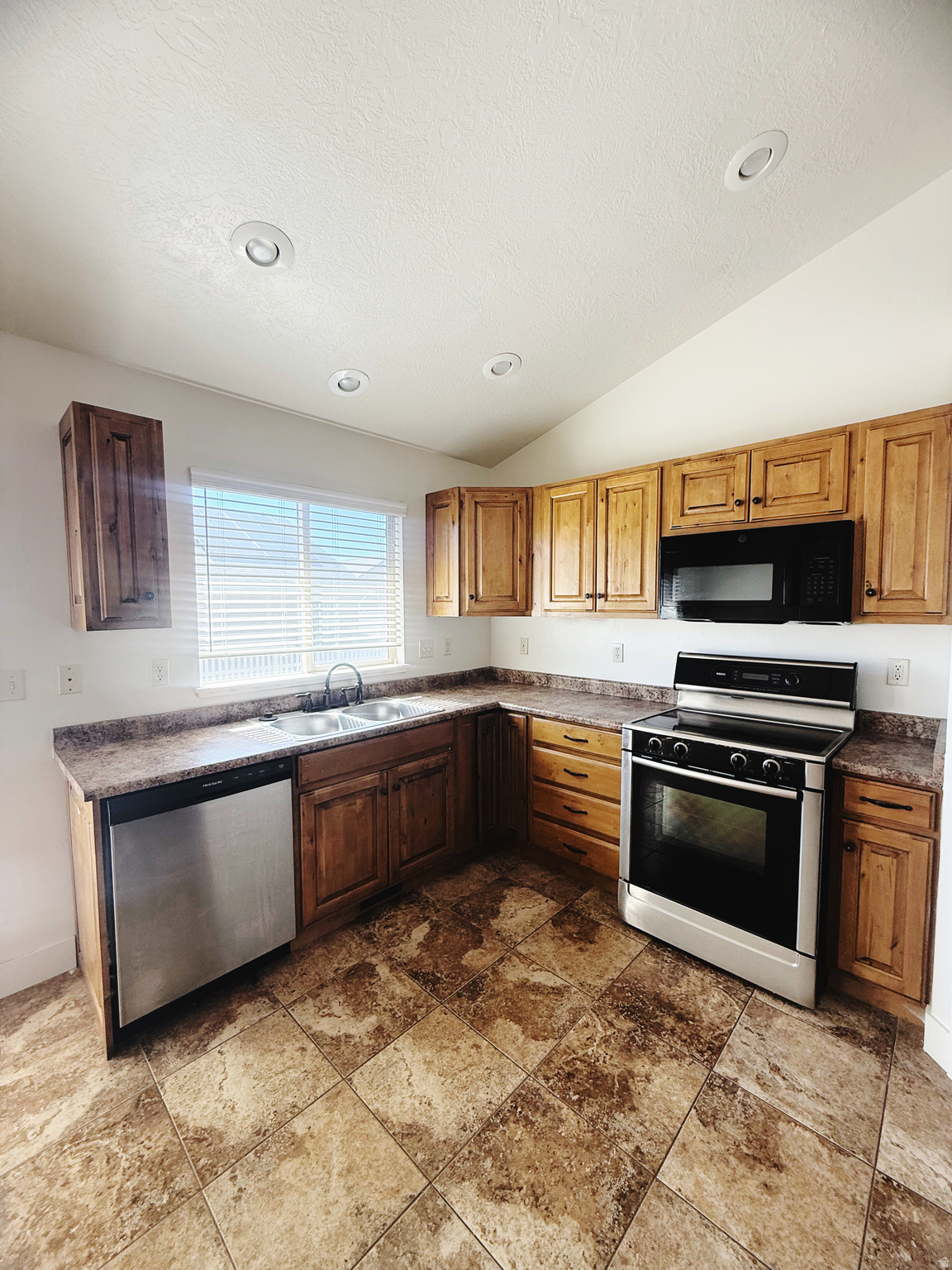 EAGLE POINT PLAT F - Residential