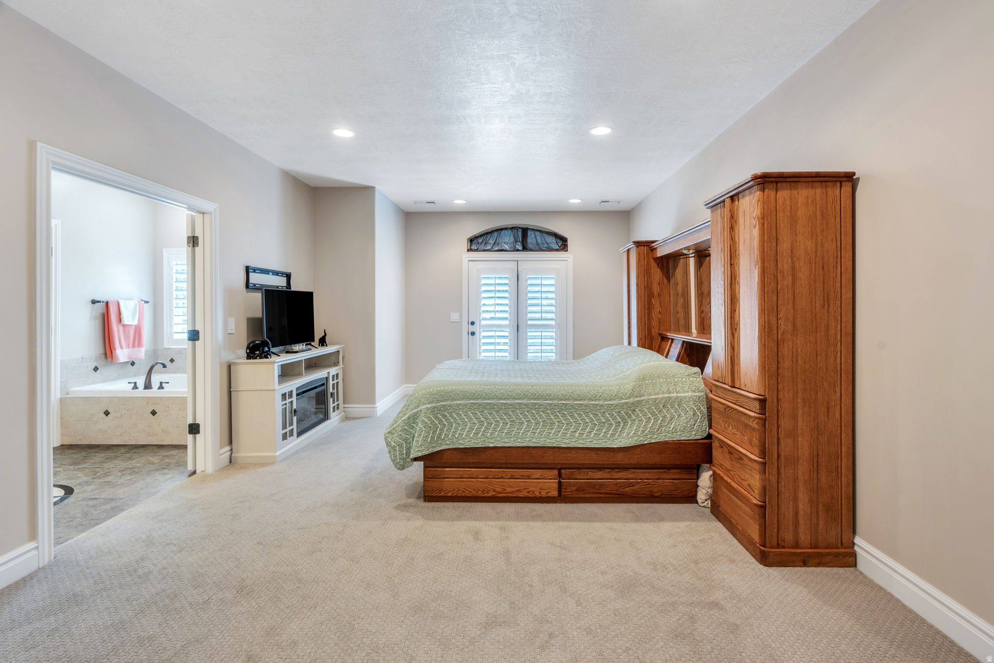 IVORY CROSSING NO 1 - Residential