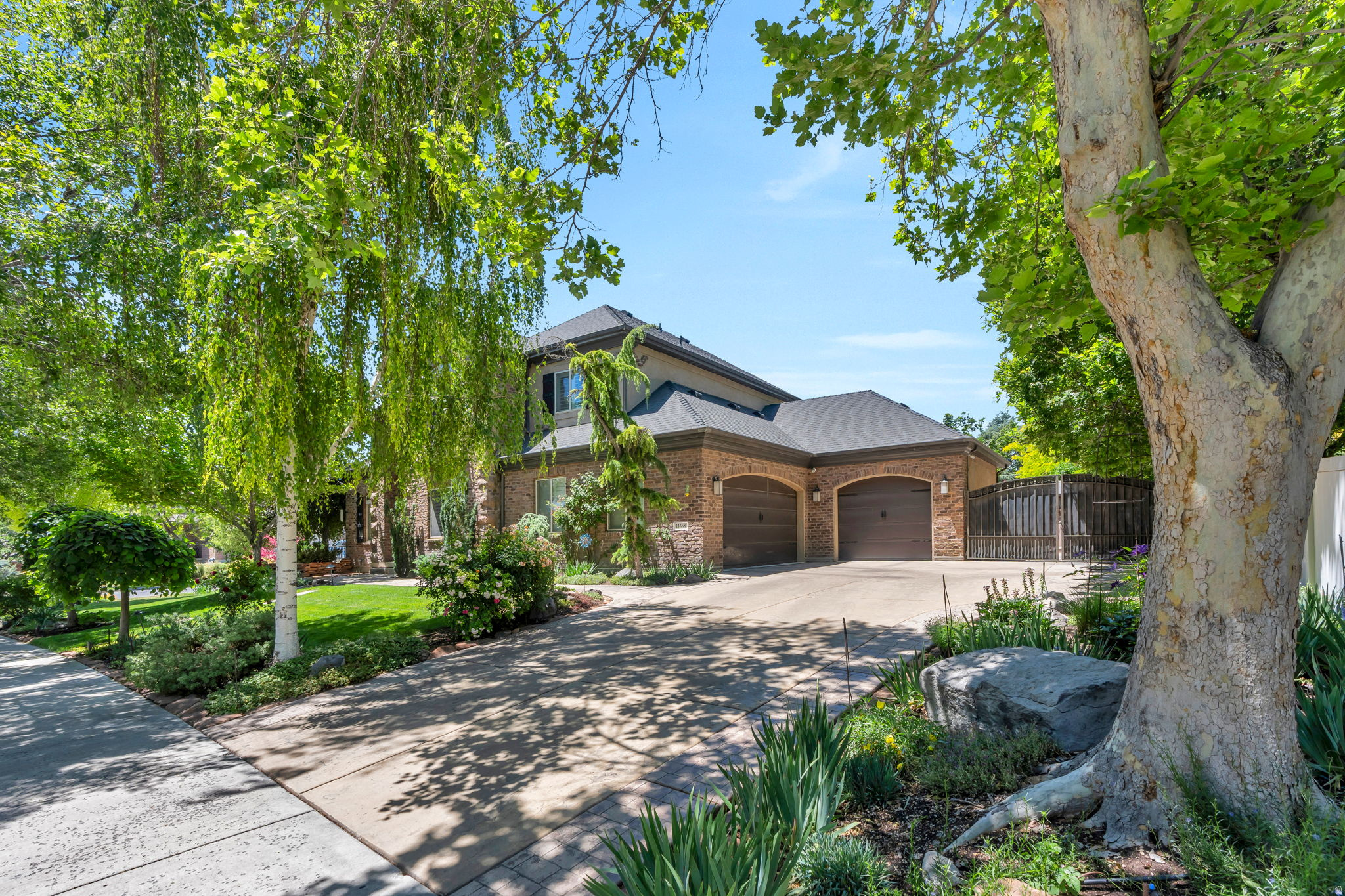 IVORY CROSSING NO 1 - Residential