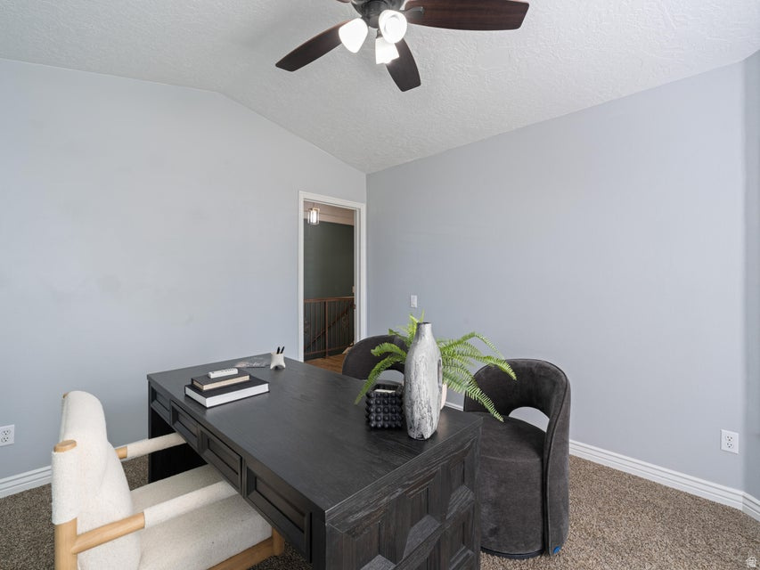 BLOOMINGTON HILLS - Residential