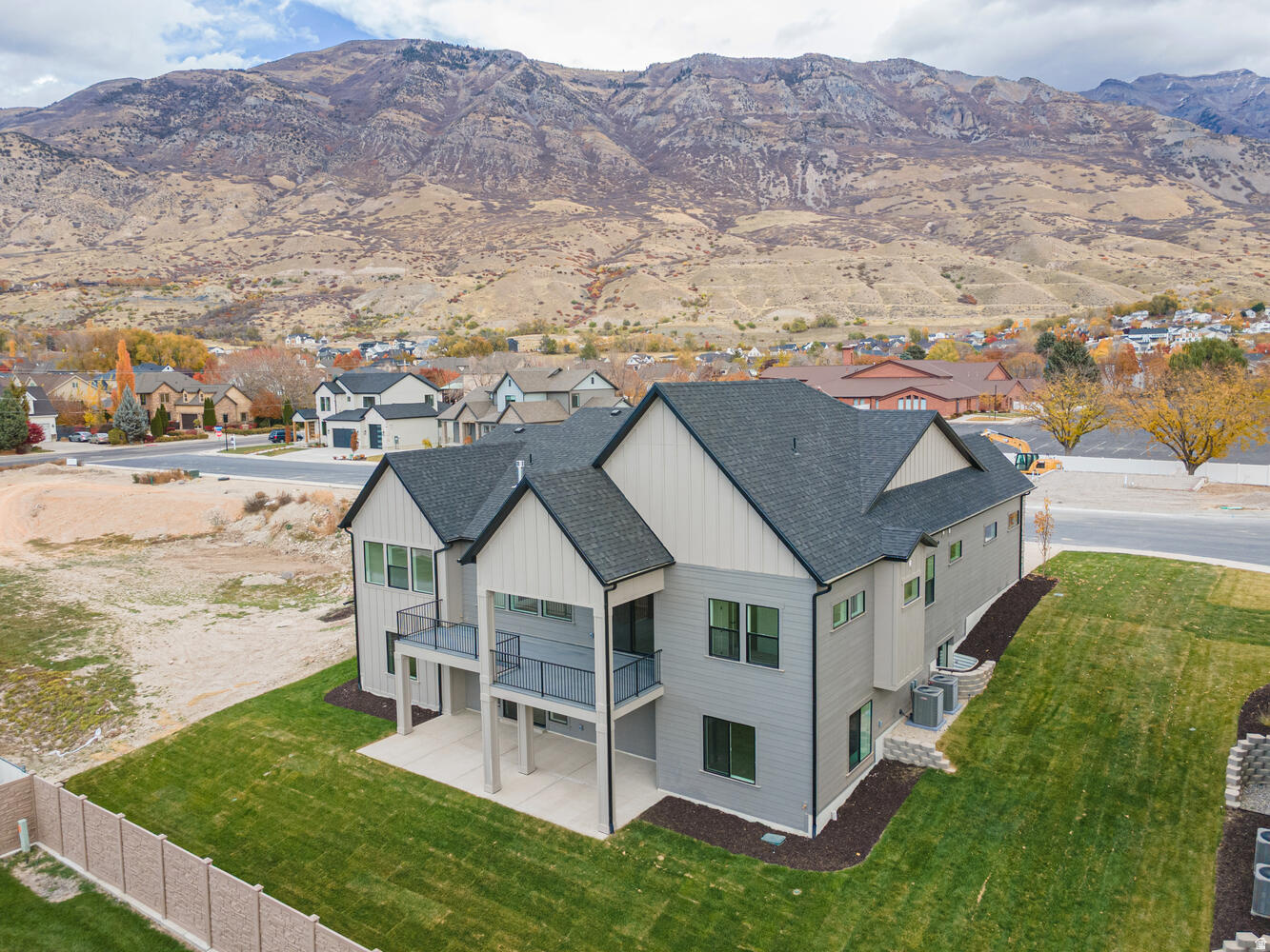 SIENA HEIGHTS - Residential