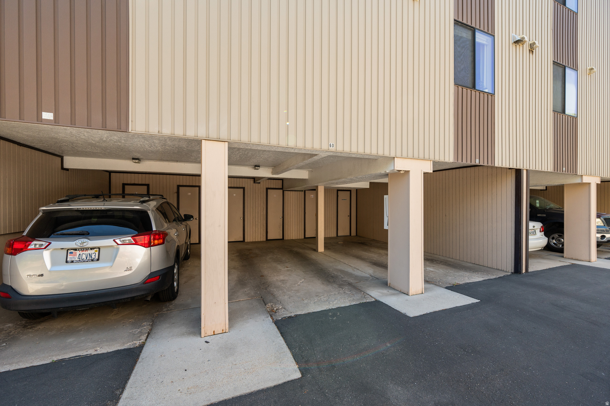 MILLSTONE MANOR - Residential