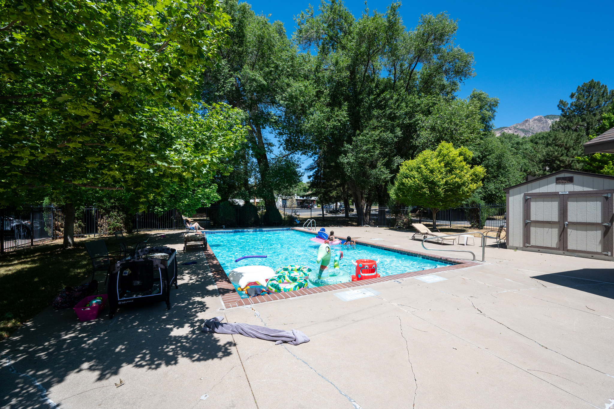 MILLSTONE MANOR - Residential