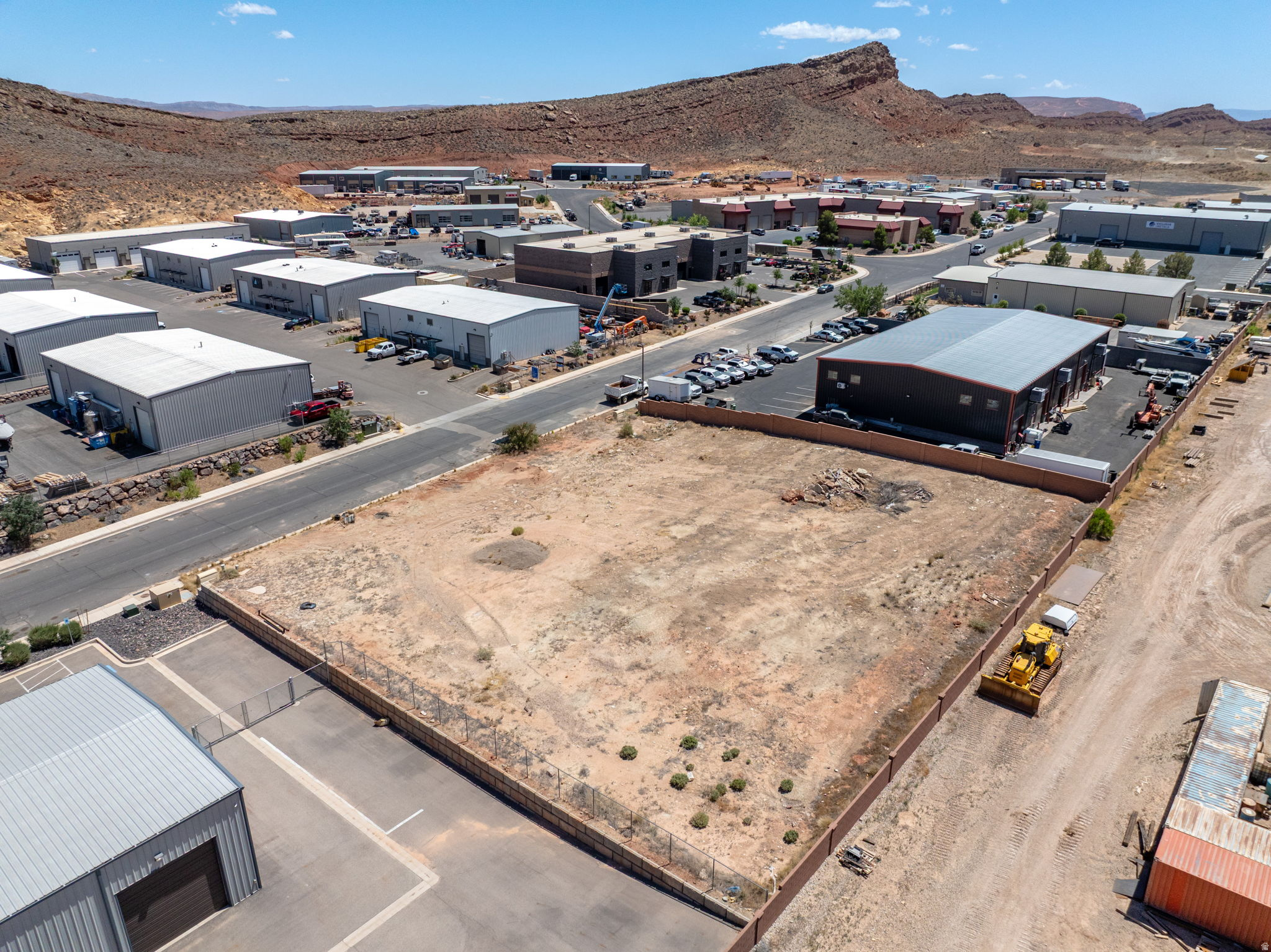 FAIRGROUNDS INDUSTRIAL - Land