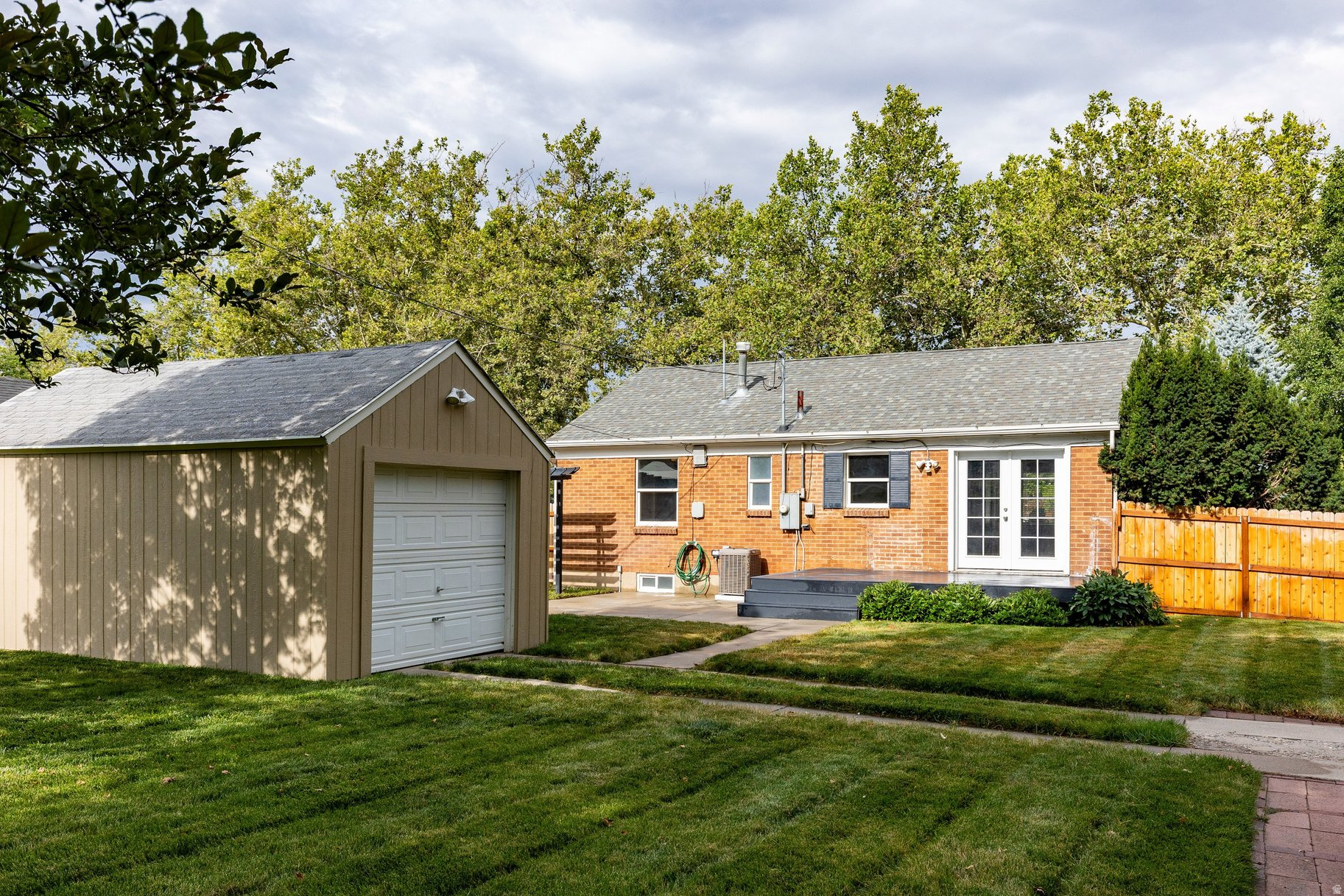 MOUNTAIR ACRES - Residential