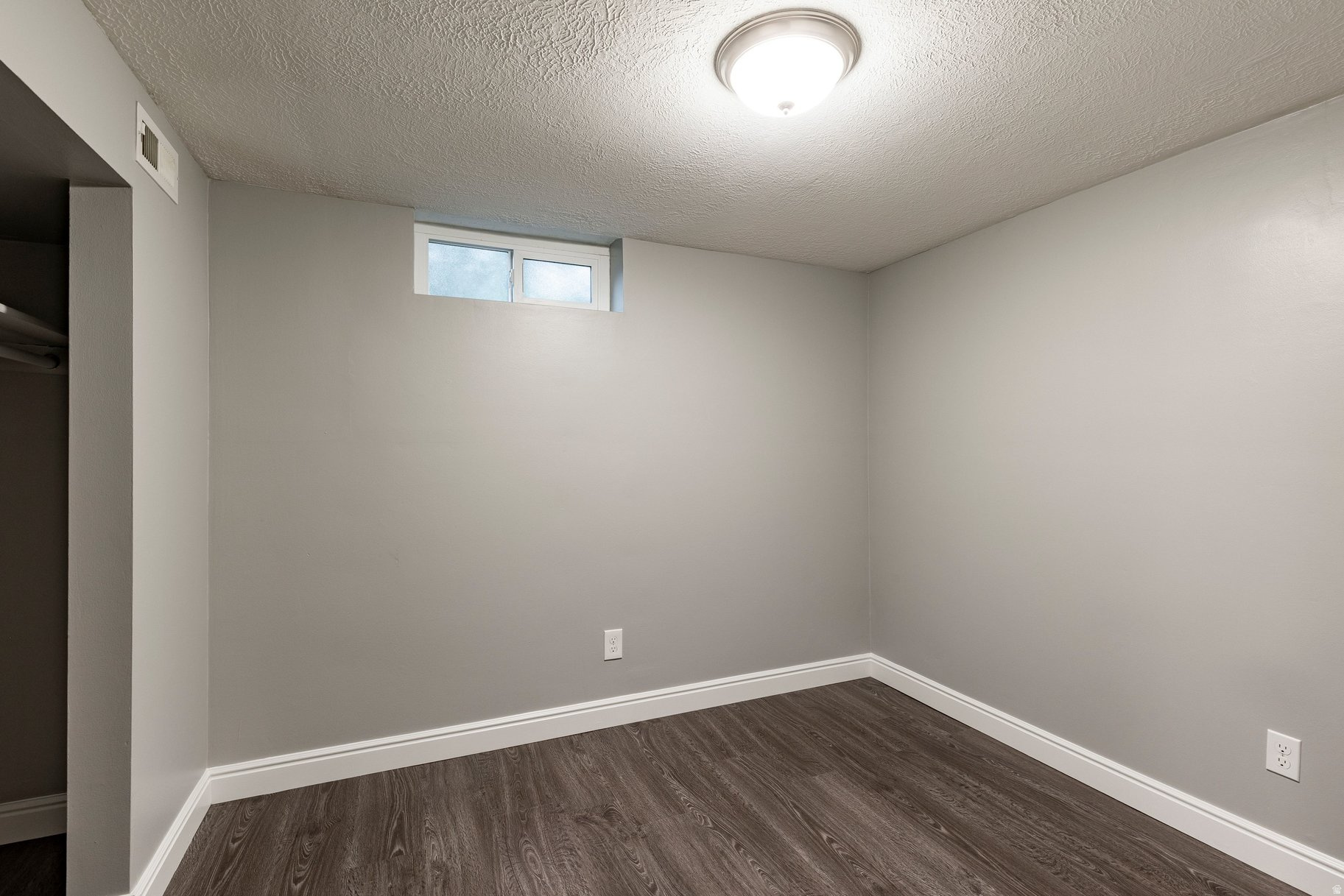 MOUNTAIR ACRES - Residential