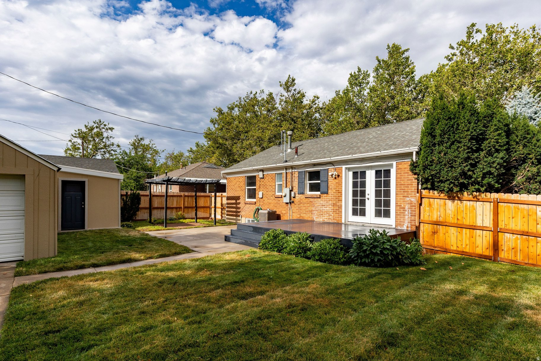 MOUNTAIR ACRES - Residential