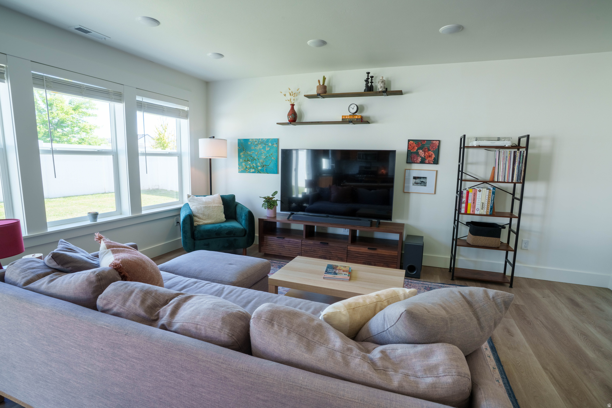 MEADOWBROOK - Residential