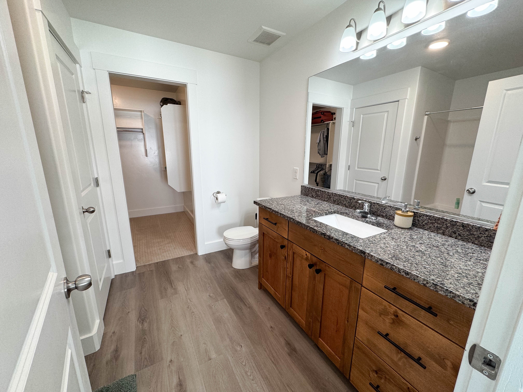 MEADOWBROOK - Residential