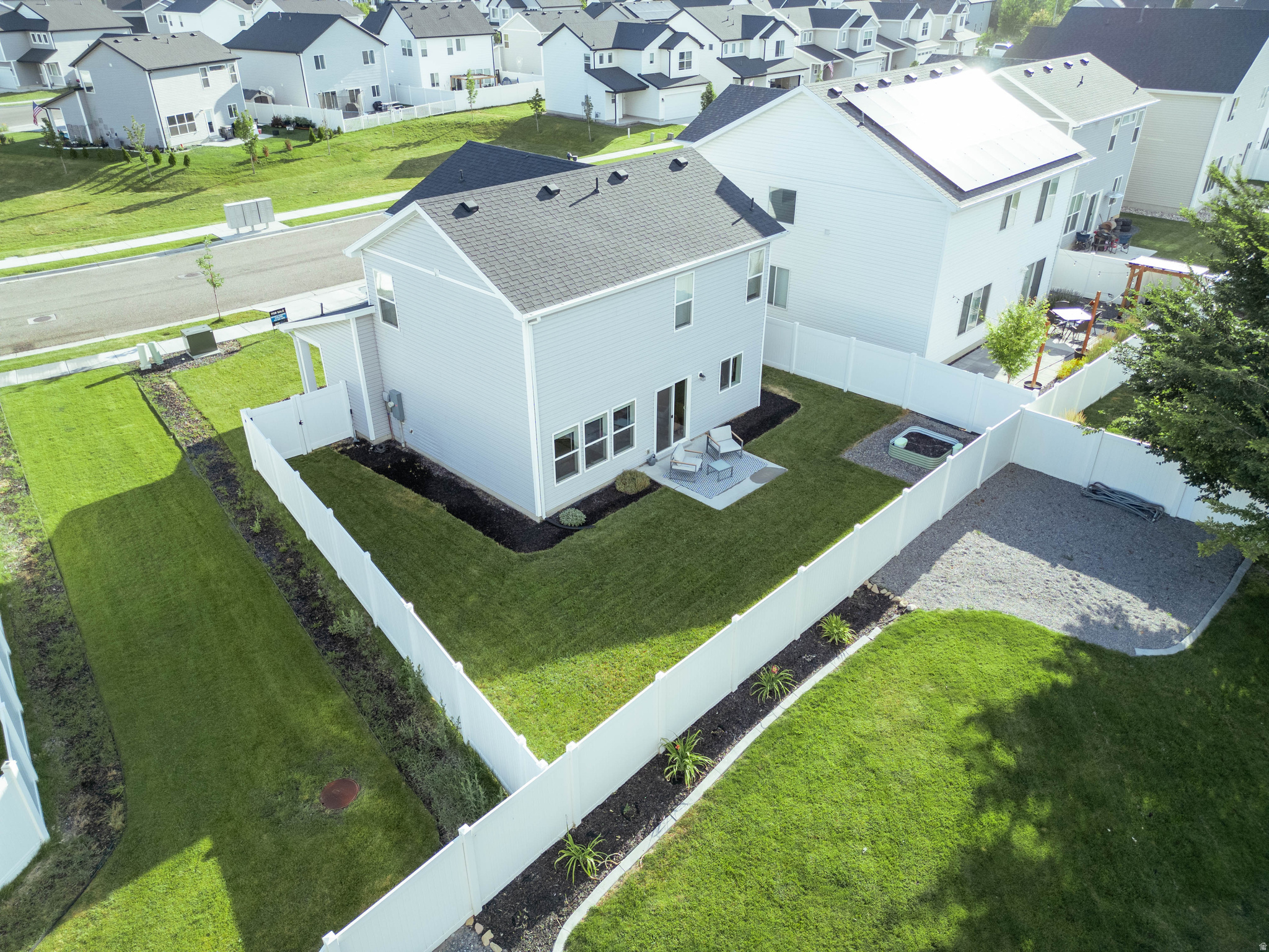 MEADOWBROOK - Residential
