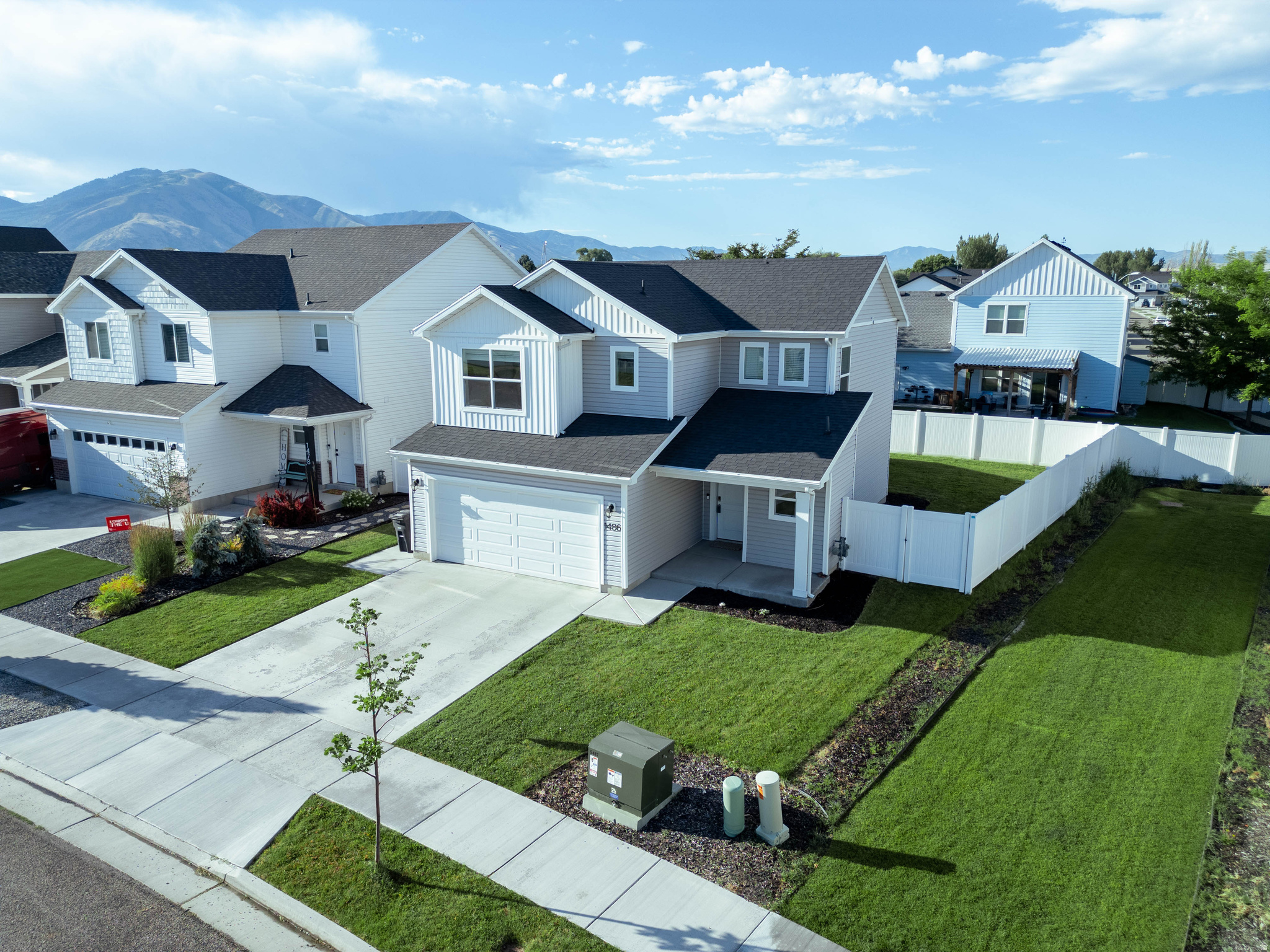 MEADOWBROOK - Residential