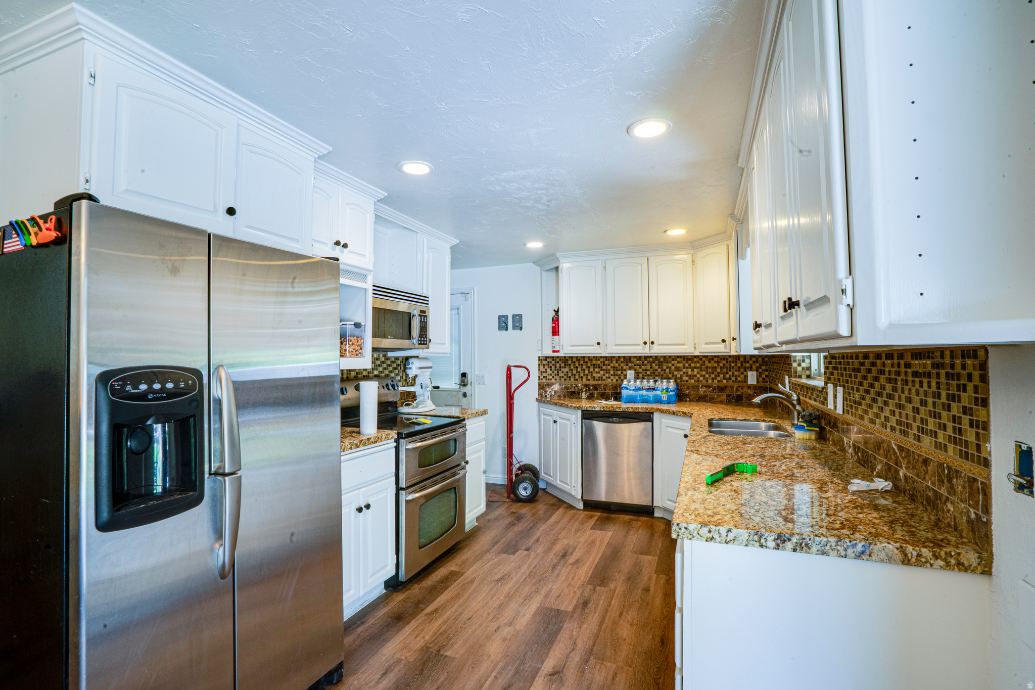 COLONY EAST - Residential