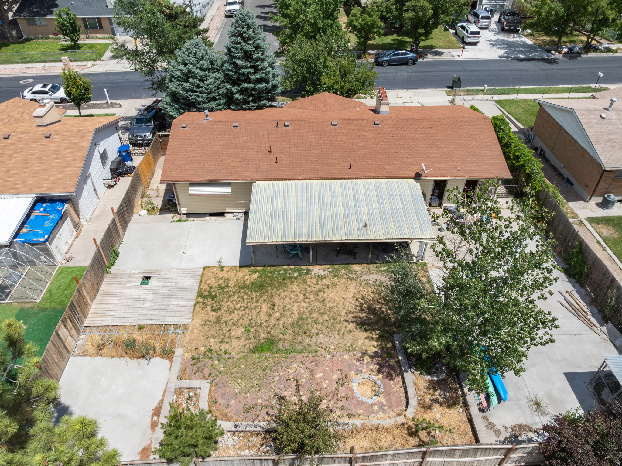 COLONY EAST - Residential
