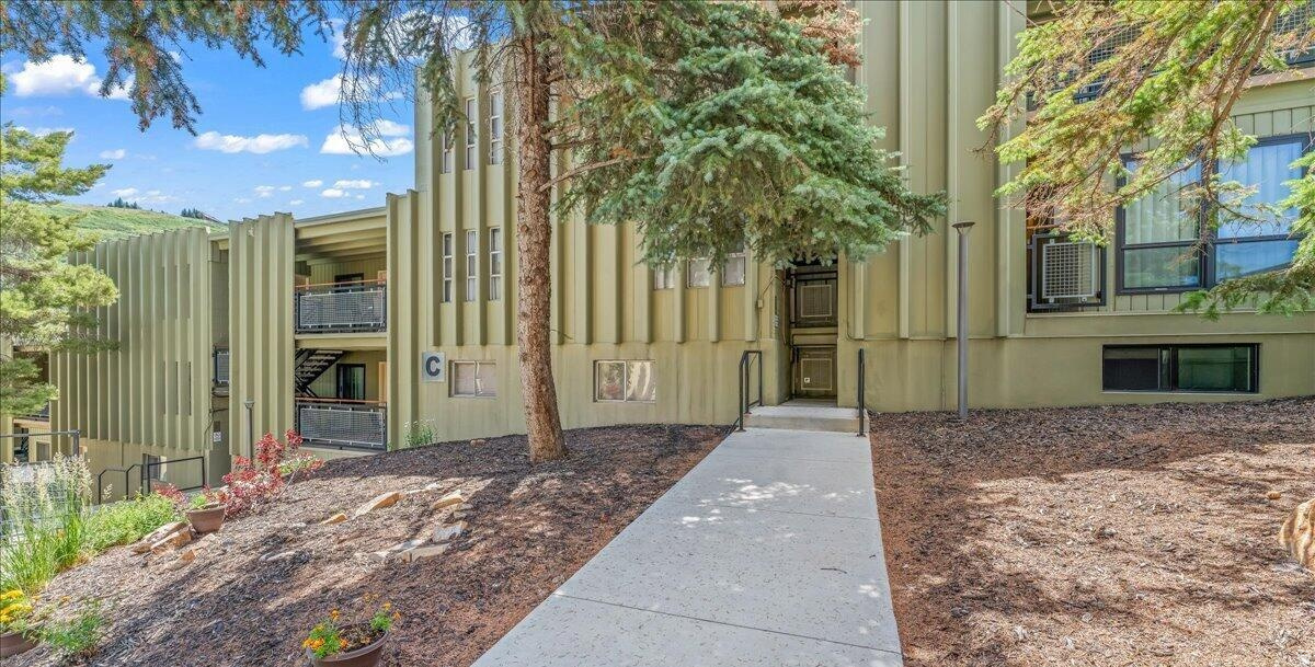 EDELWEISS HAUS II CONDOMINIUM - Residential