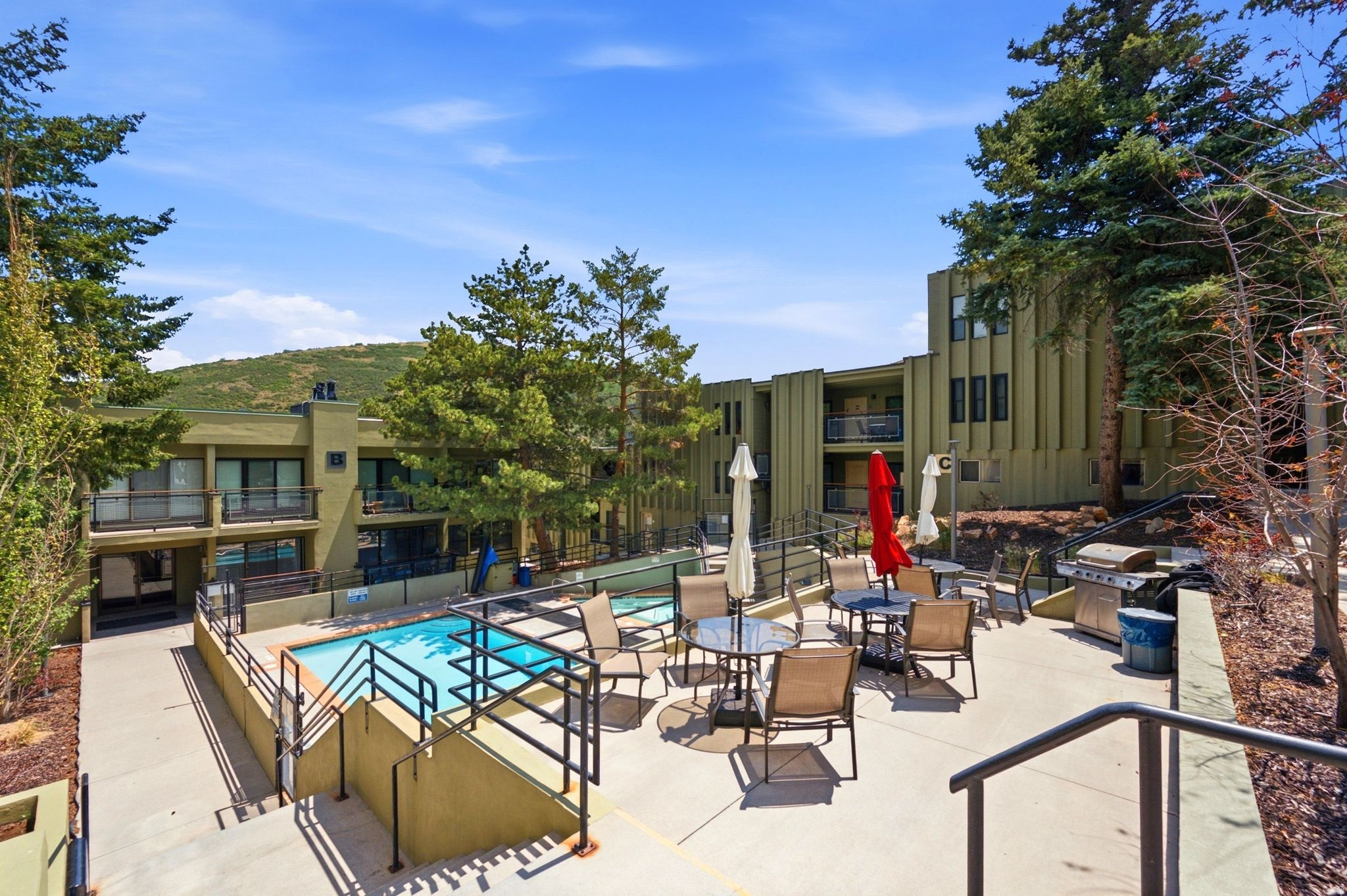 EDELWEISS HAUS II CONDOMINIUM - Residential