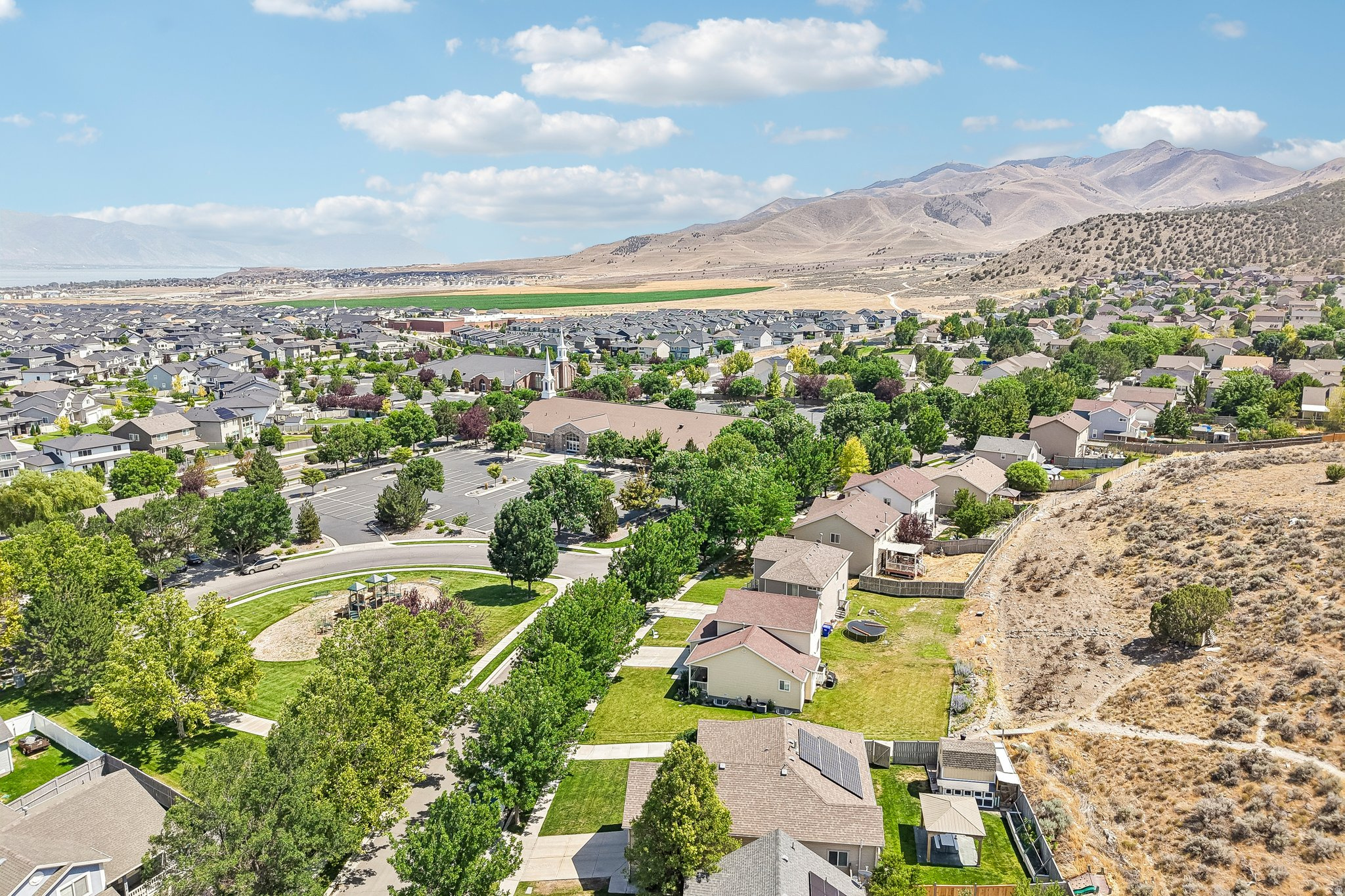 FREEMONT SPRINGS - Residential