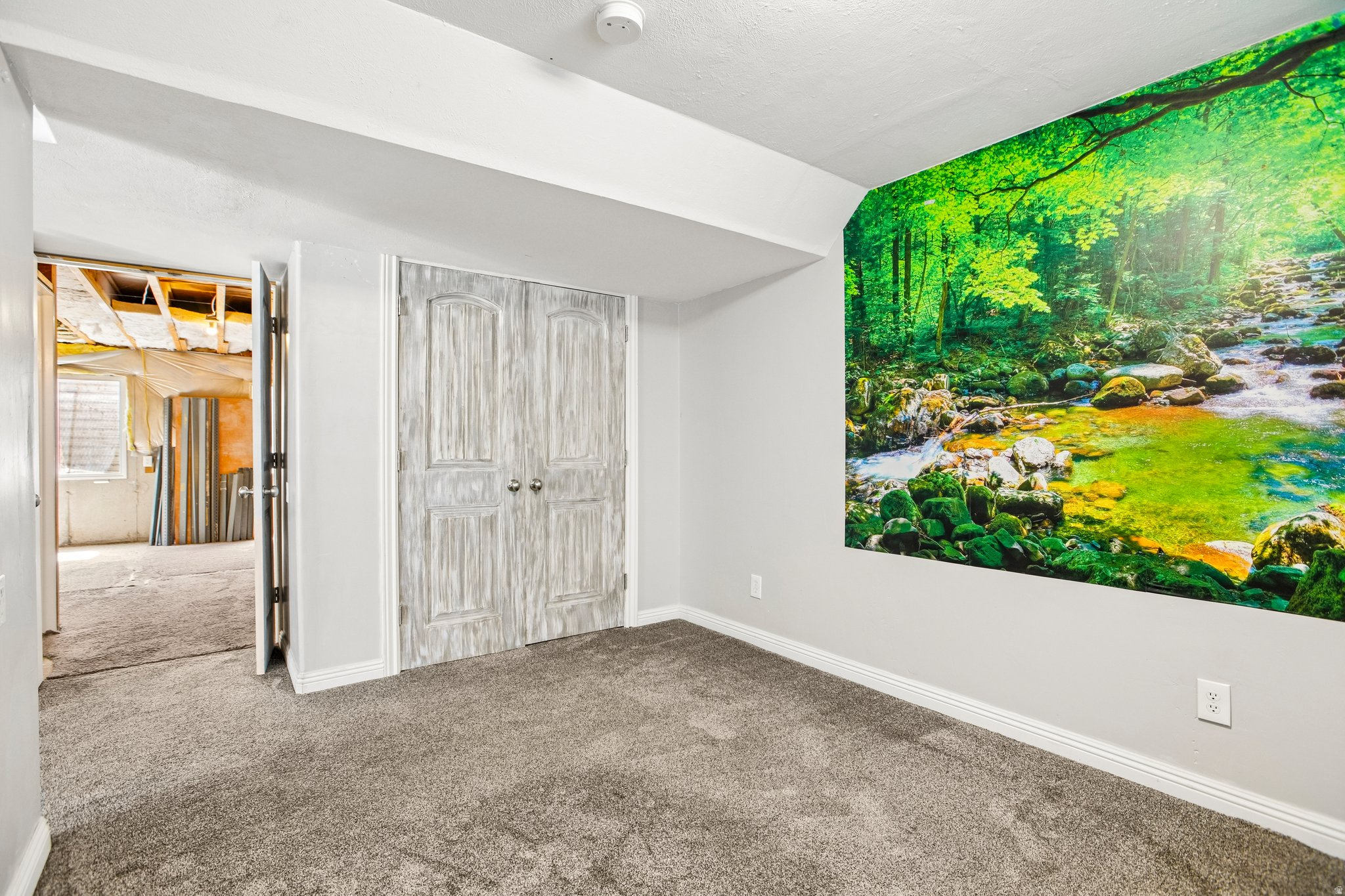 FREEMONT SPRINGS - Residential