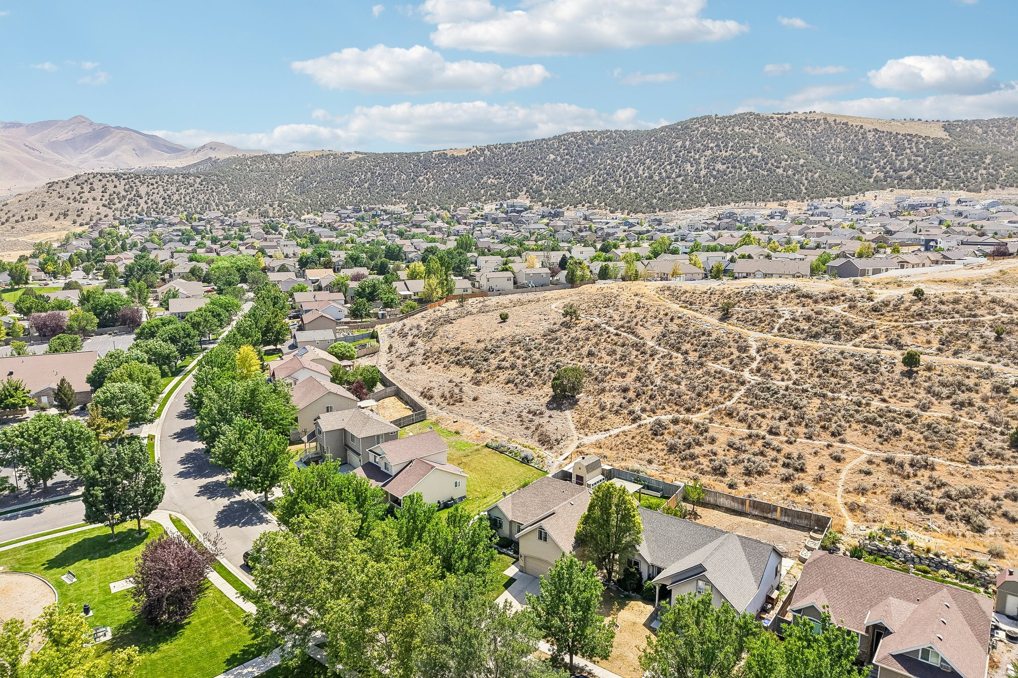 FREEMONT SPRINGS - Residential