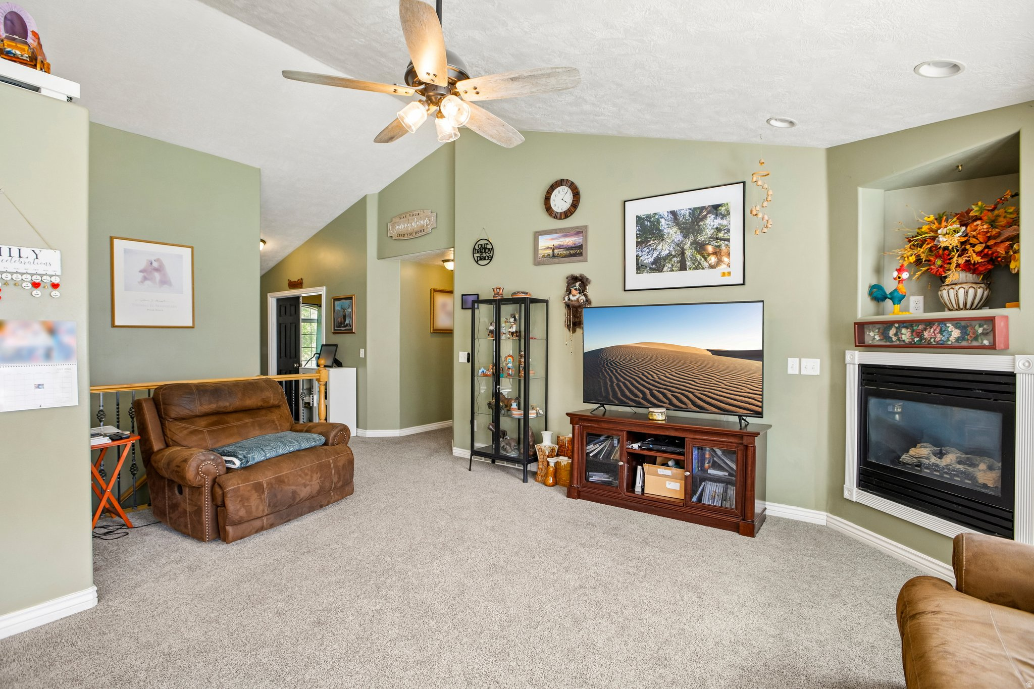 FREEMONT SPRINGS - Residential
